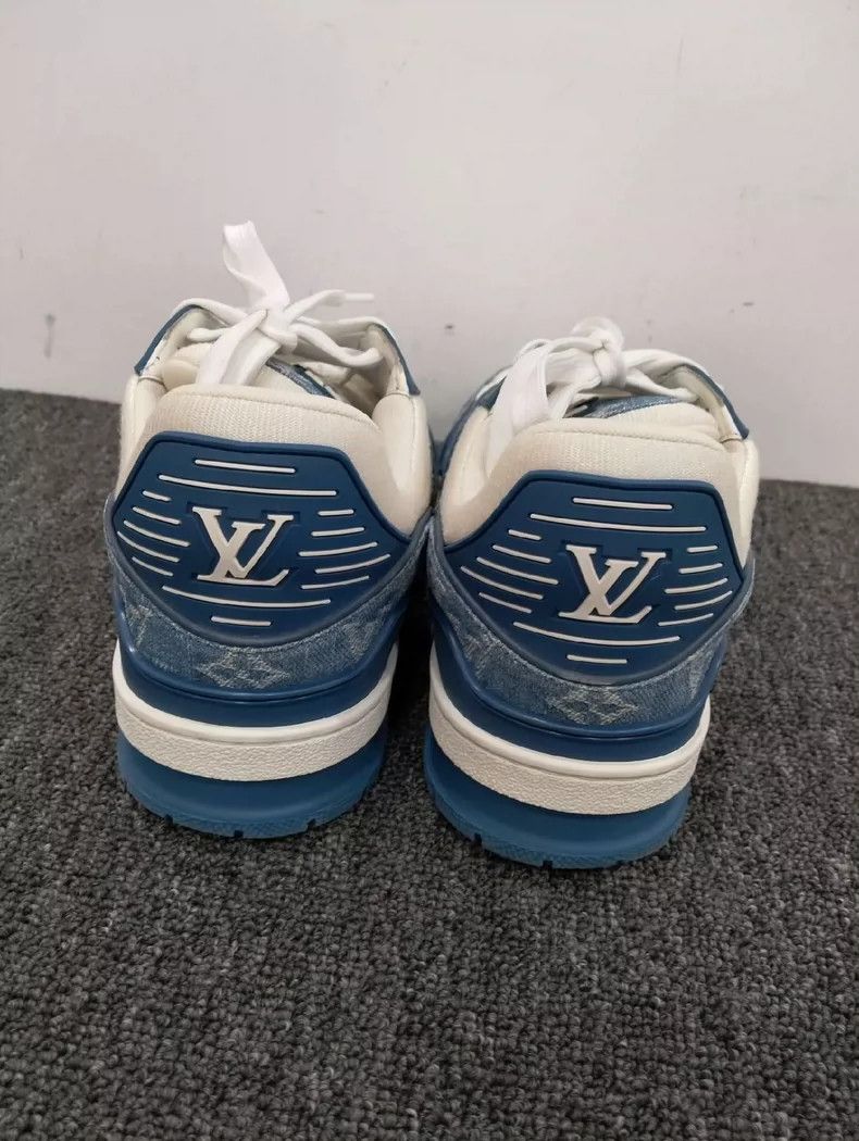 Louis Vuitton Louis Vuitton Blue and White Trainer Sneakers Size US 10 / EU 43 - 4 Thumbnail