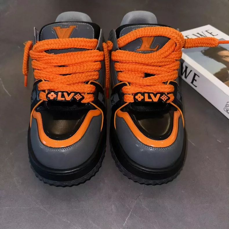 Louis Vuitton Louis Vuitton Sneakers Size 42 Orange and Gray Size US 9 / EU 42 - 6 Thumbnail