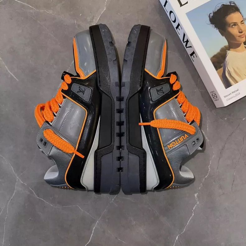 Louis Vuitton Louis Vuitton Sneakers Size 42 Orange and Gray Size US 9 / EU 42 - 3 Thumbnail