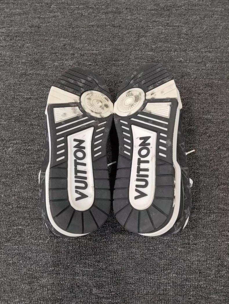Louis Vuitton Louis Vuitton Trainer Sneakers Size 40 Available Size US 7.5 / EU 40-41 - 5 Thumbnail
