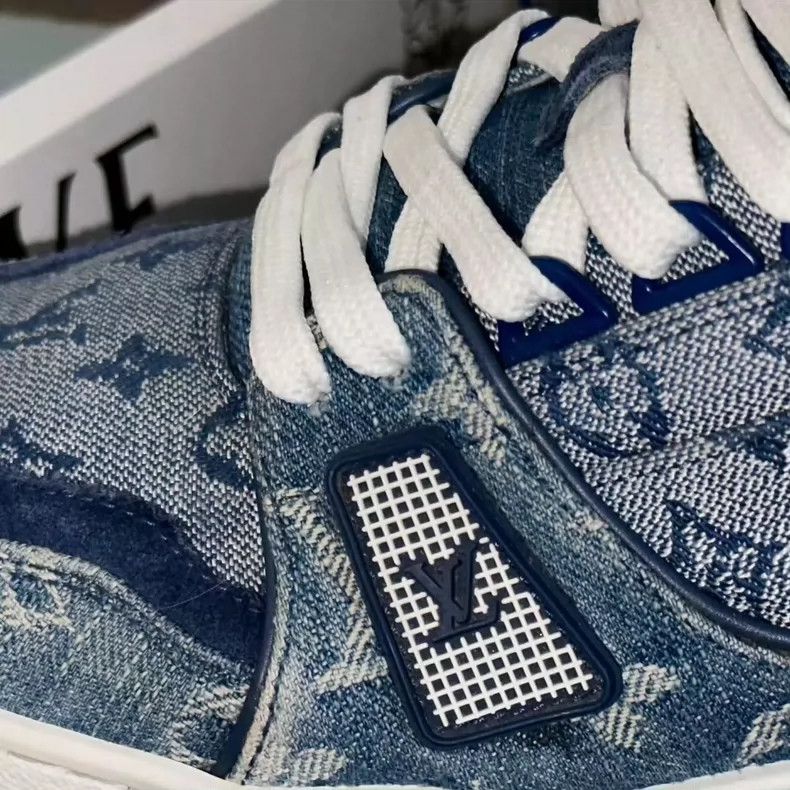 Louis Vuitton Louis Vuitton Sneakers Size 40.5 Second Hand Size US 10.5 / EU 43-44 - 9 Thumbnail