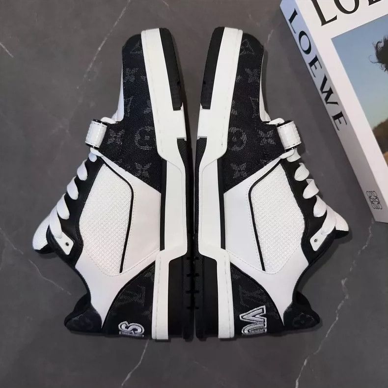 Louis Vuitton Louis Vuitton Trainer Sneakers Size 42.5 Size US 9.5 / EU 42-43 - 6 Thumbnail