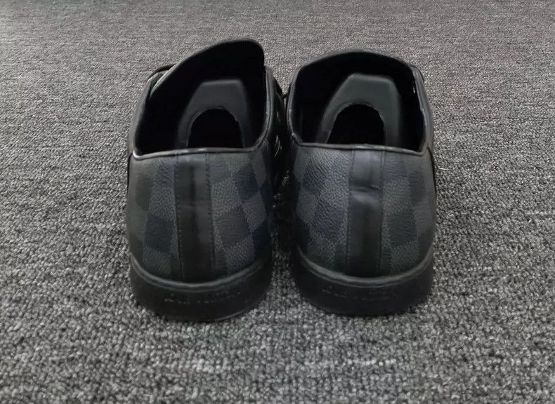 Louis Vuitton Louis Vuitton Black Sneakers Size 40 Size US 8 / EU 41 - 7 Thumbnail