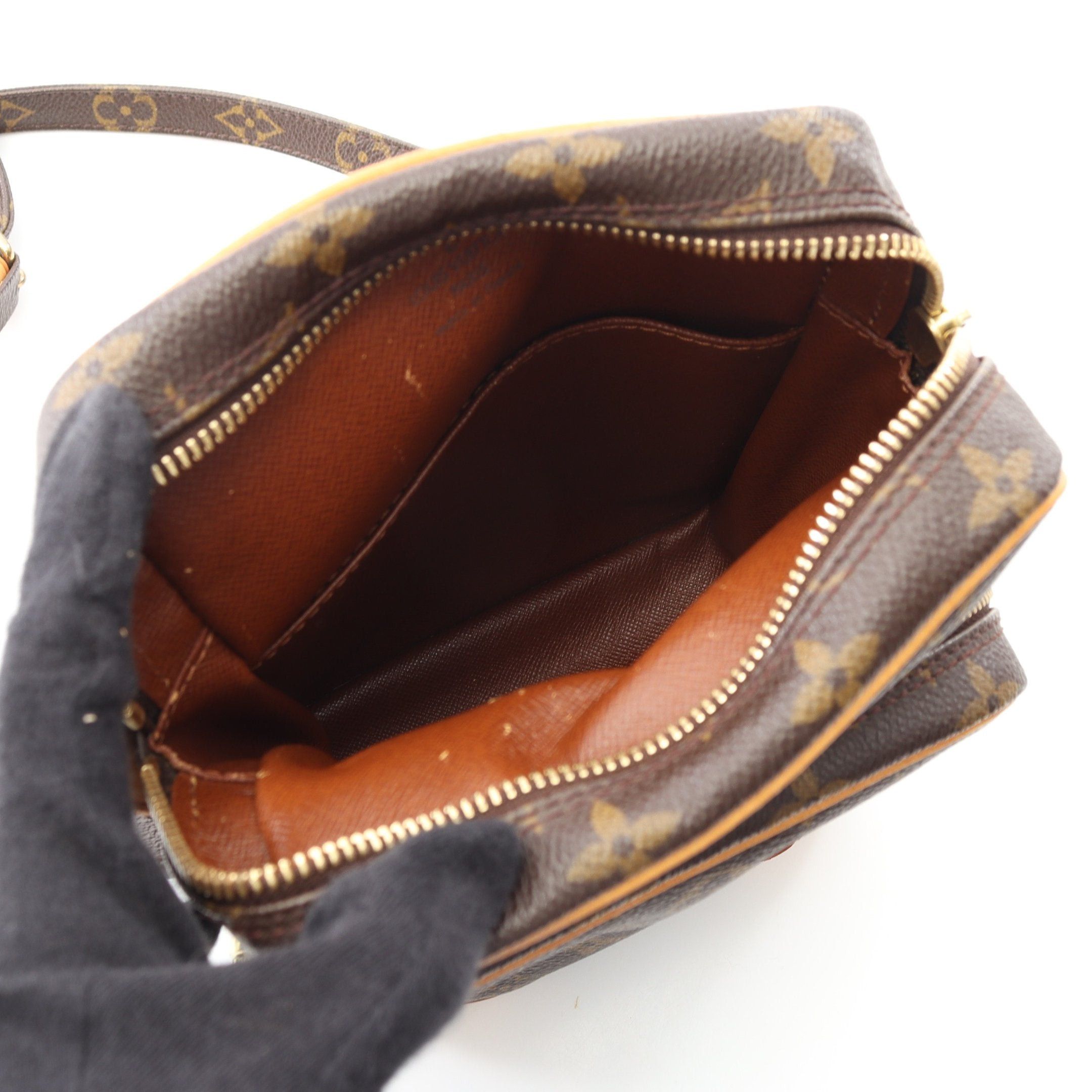 Louis Vuitton Louis Vuitton Amazon Monogram Shoulder Bag Leather Brown Size ONE SIZE - 3 Thumbnail