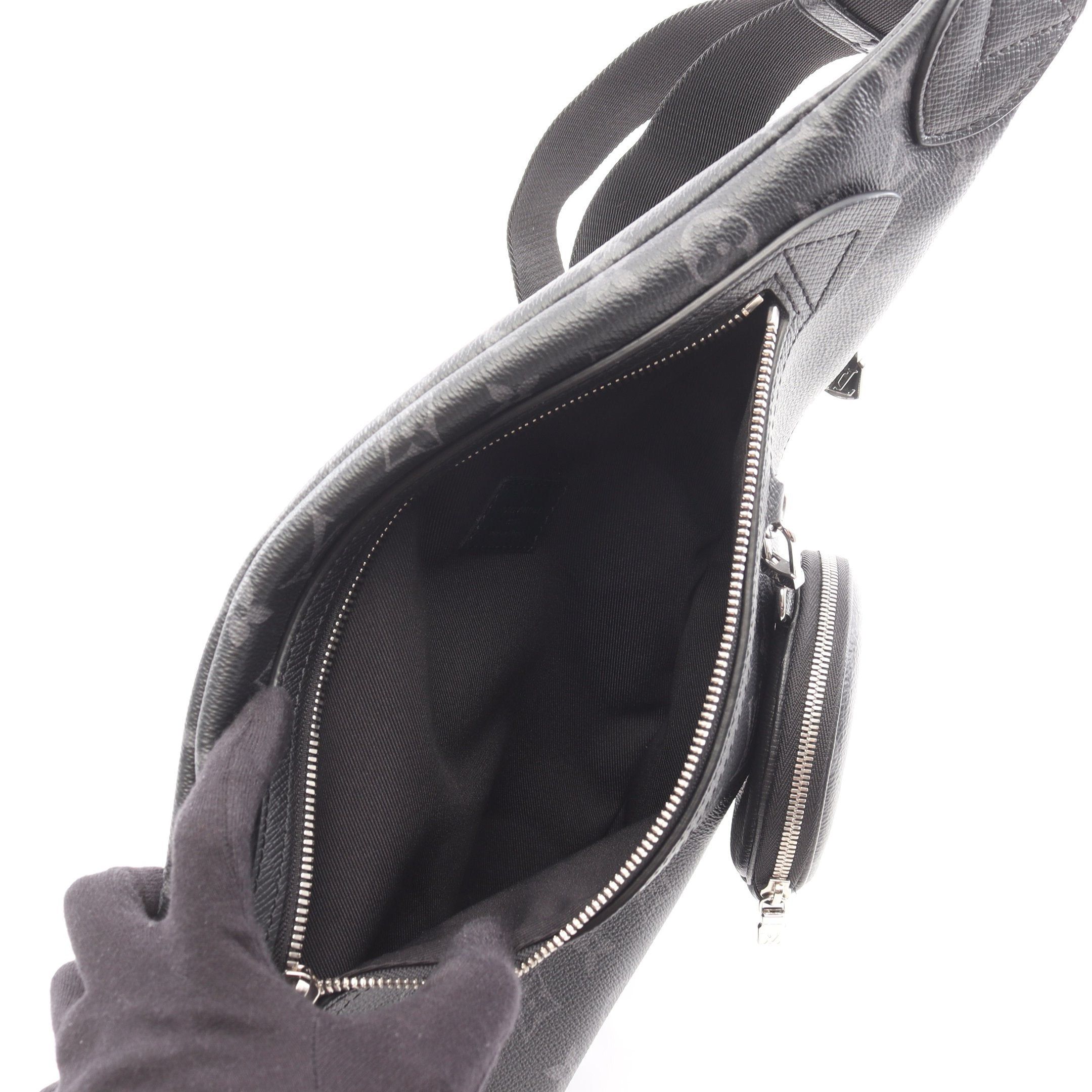 Louis Vuitton Louis Vuitton Duo Sling Bag Taigarama Body Leather Black Size ONE SIZE - 3 Thumbnail