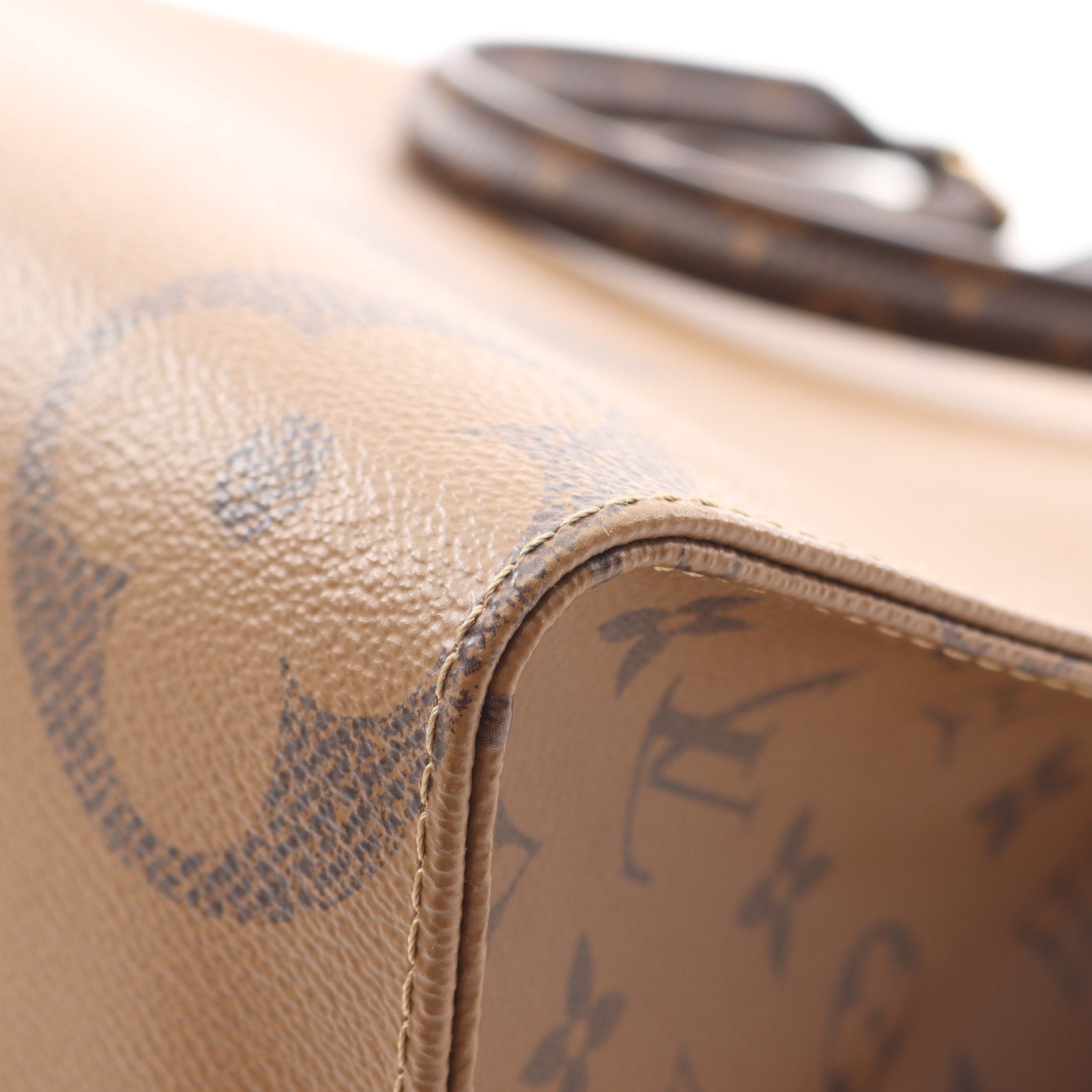 Louis Vuitton Louis Vuitton On-The-Go Mm Monogram Giant Reverse Shoulder Bag Tote Leather Brown Beige Size ONE SIZE - 8 Thumbnail