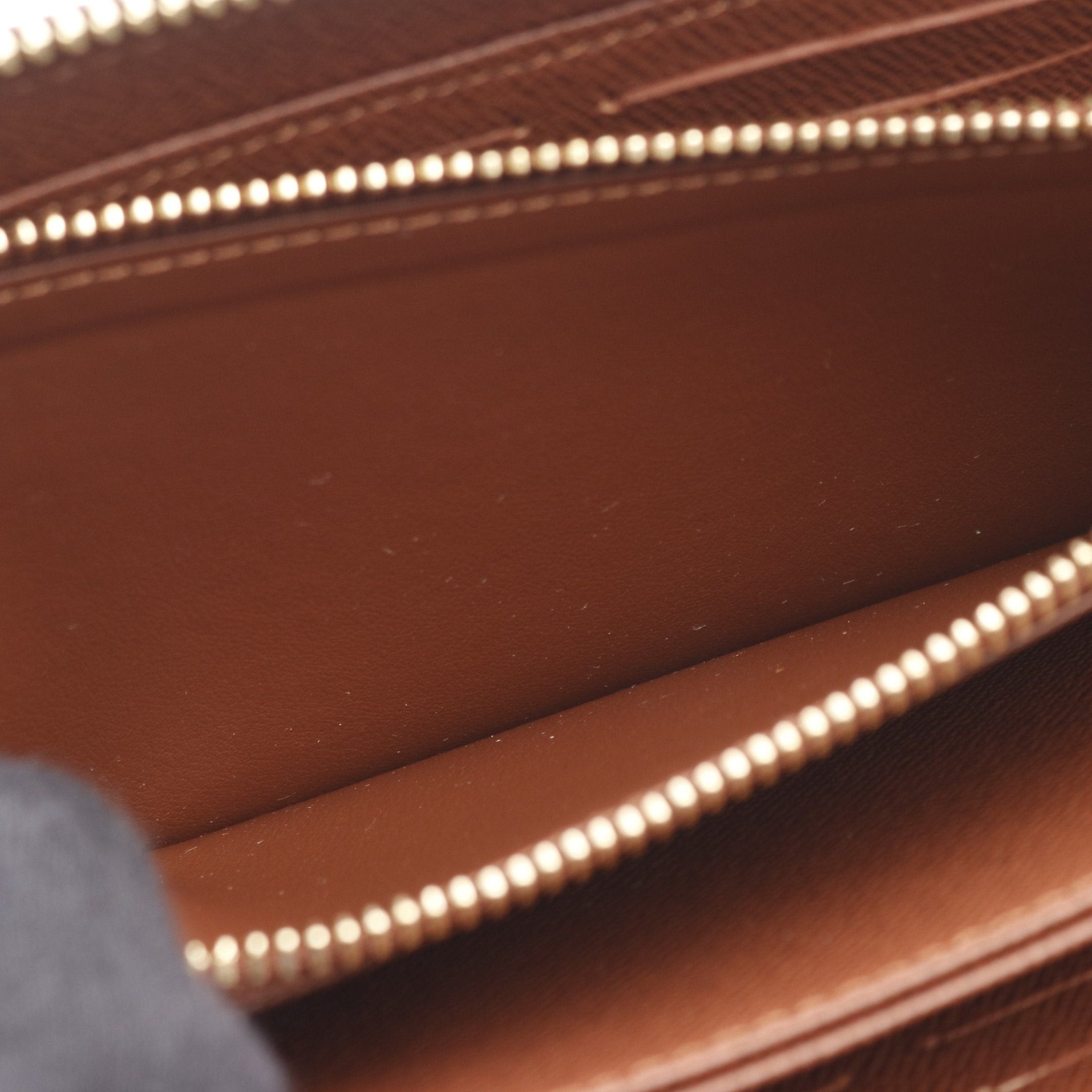 Louis Vuitton Louis Vuitton Zippy Wallet Monogram Round Zipper Long Brown Size ONE SIZE - 5 Thumbnail