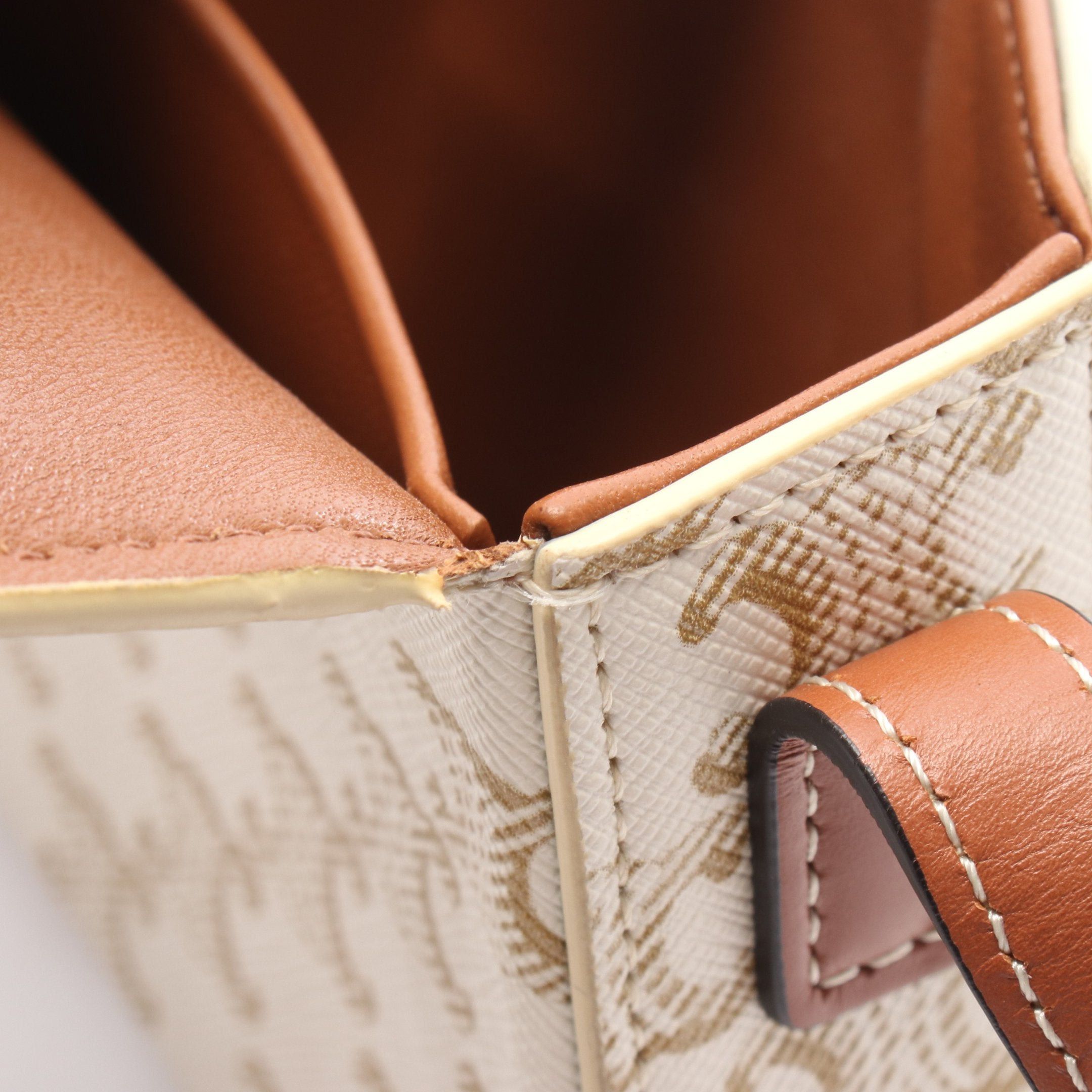 Celine Celine Claude Triomphe One Shoulder Bag Leather Off White Brown Size ONE SIZE - 7 Thumbnail