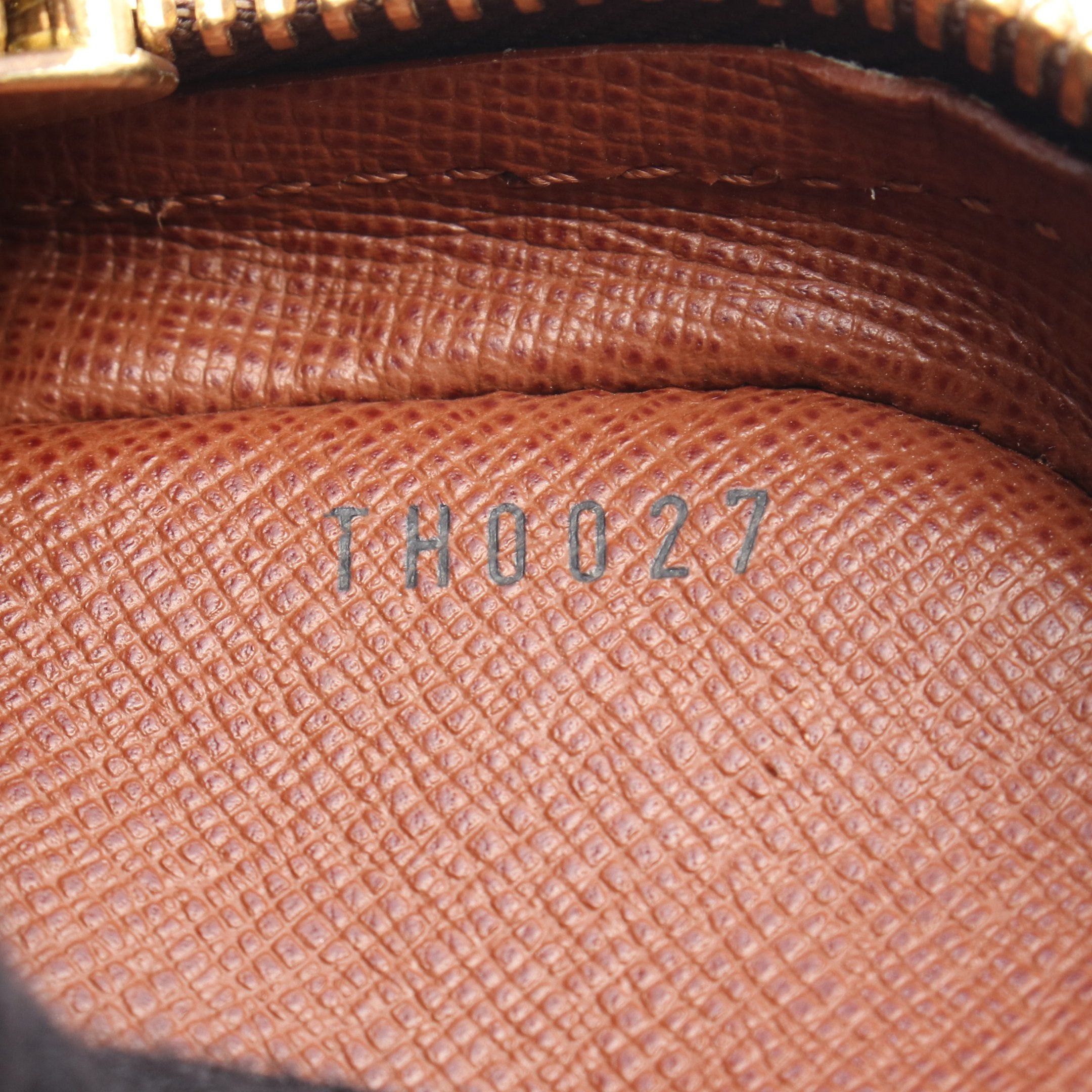 Louis Vuitton Louis Vuitton Amazon Monogram Shoulder Bag Leather Brown Size ONE SIZE - 5 Thumbnail