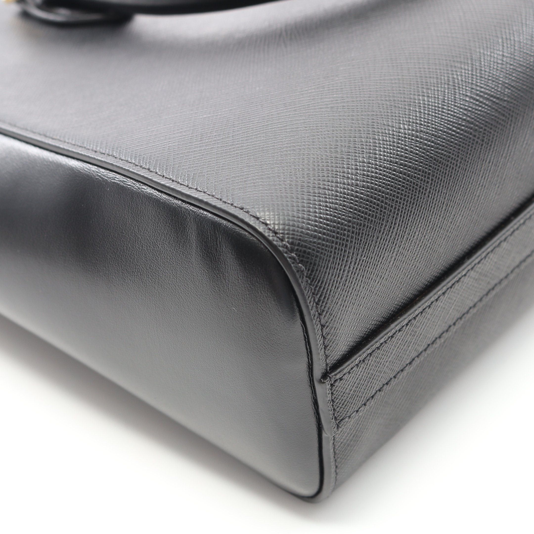 Prada Prada Saffiano+Soft Calf Handbag Leather Black Size ONE SIZE - 5 Thumbnail