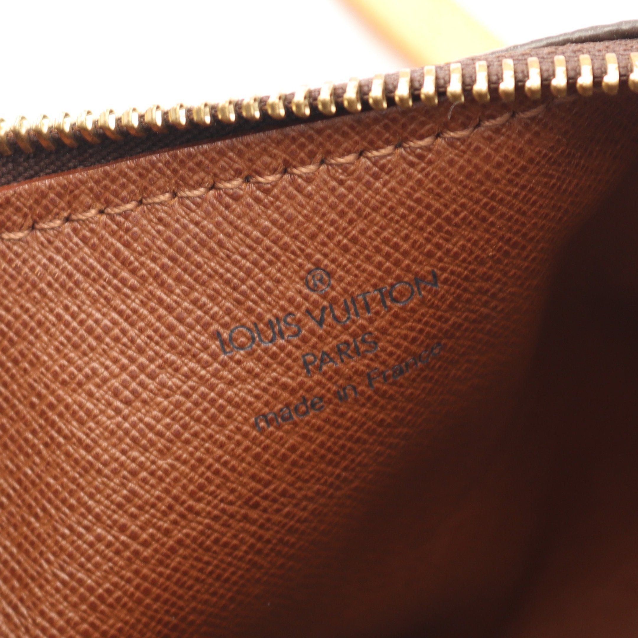 Louis Vuitton Louis Vuitton Papillon 26 Monogram Handbag Leather Brown Size ONE SIZE - 4 Thumbnail