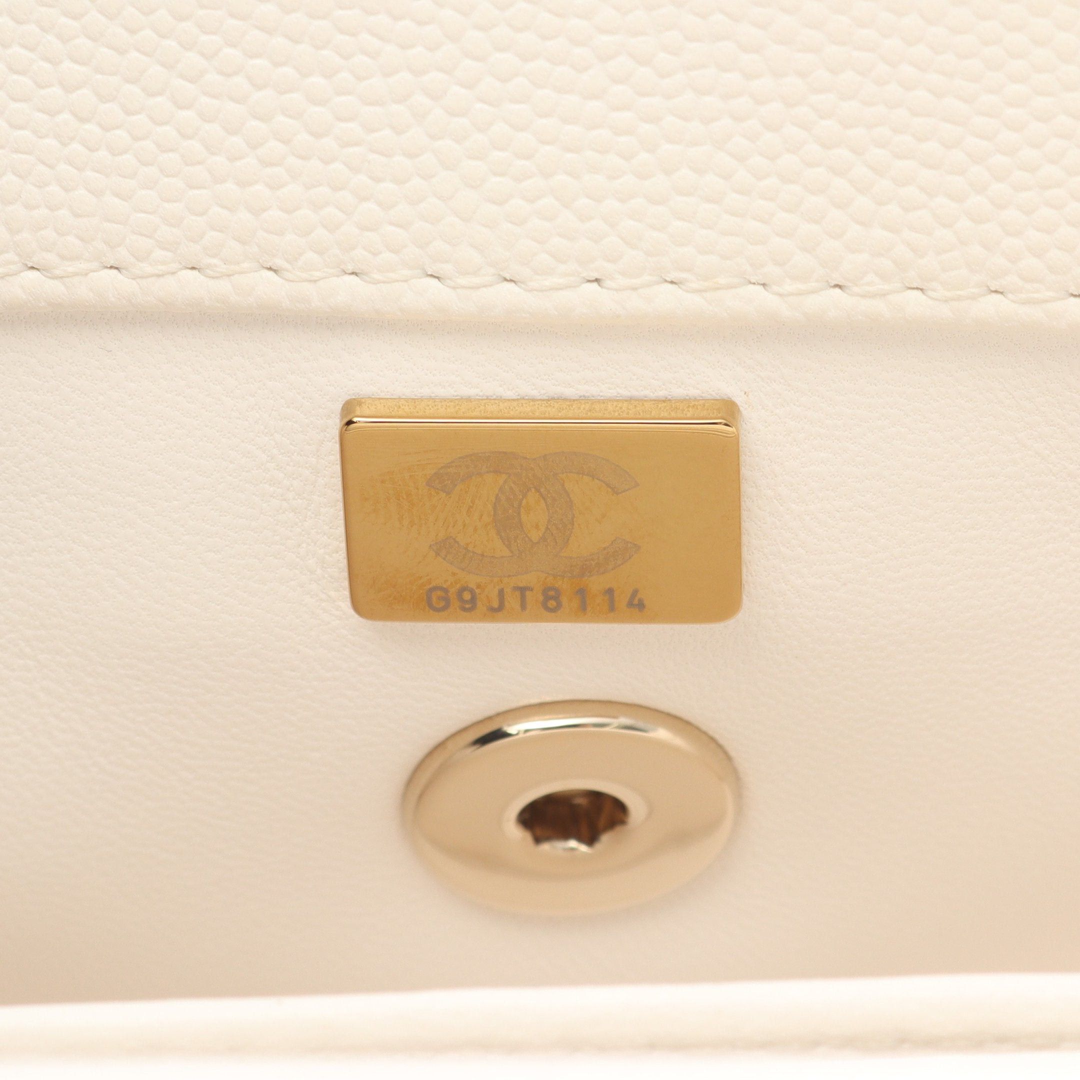 Chanel Chanel Coco Handle Flap Matelasse Handbag Caviar Skin White Gold Hardware Size ONE SIZE - 5 Thumbnail