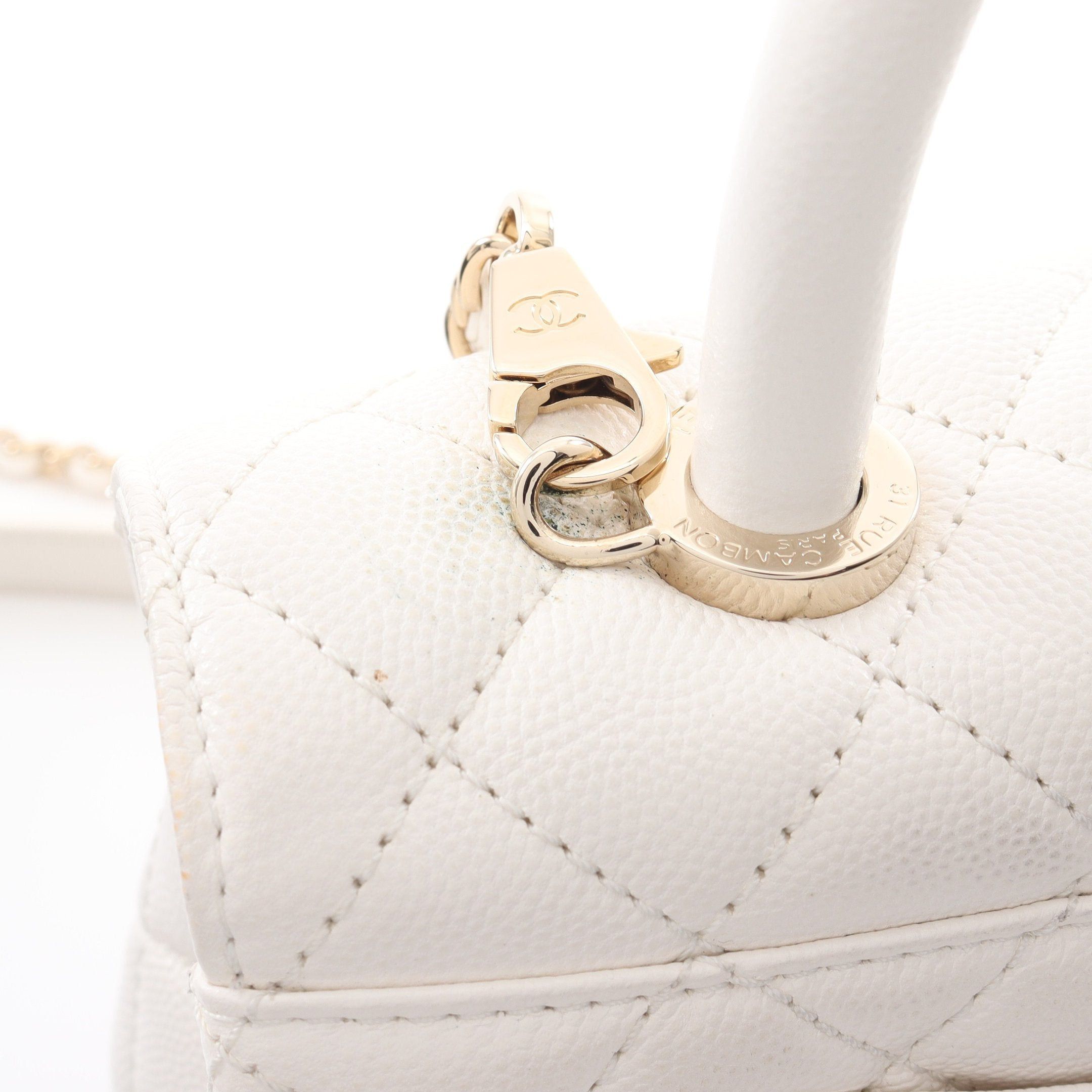 Chanel Chanel Coco Handle Flap Matelasse Handbag Caviar Skin White Gold Hardware Size ONE SIZE - 9 Thumbnail