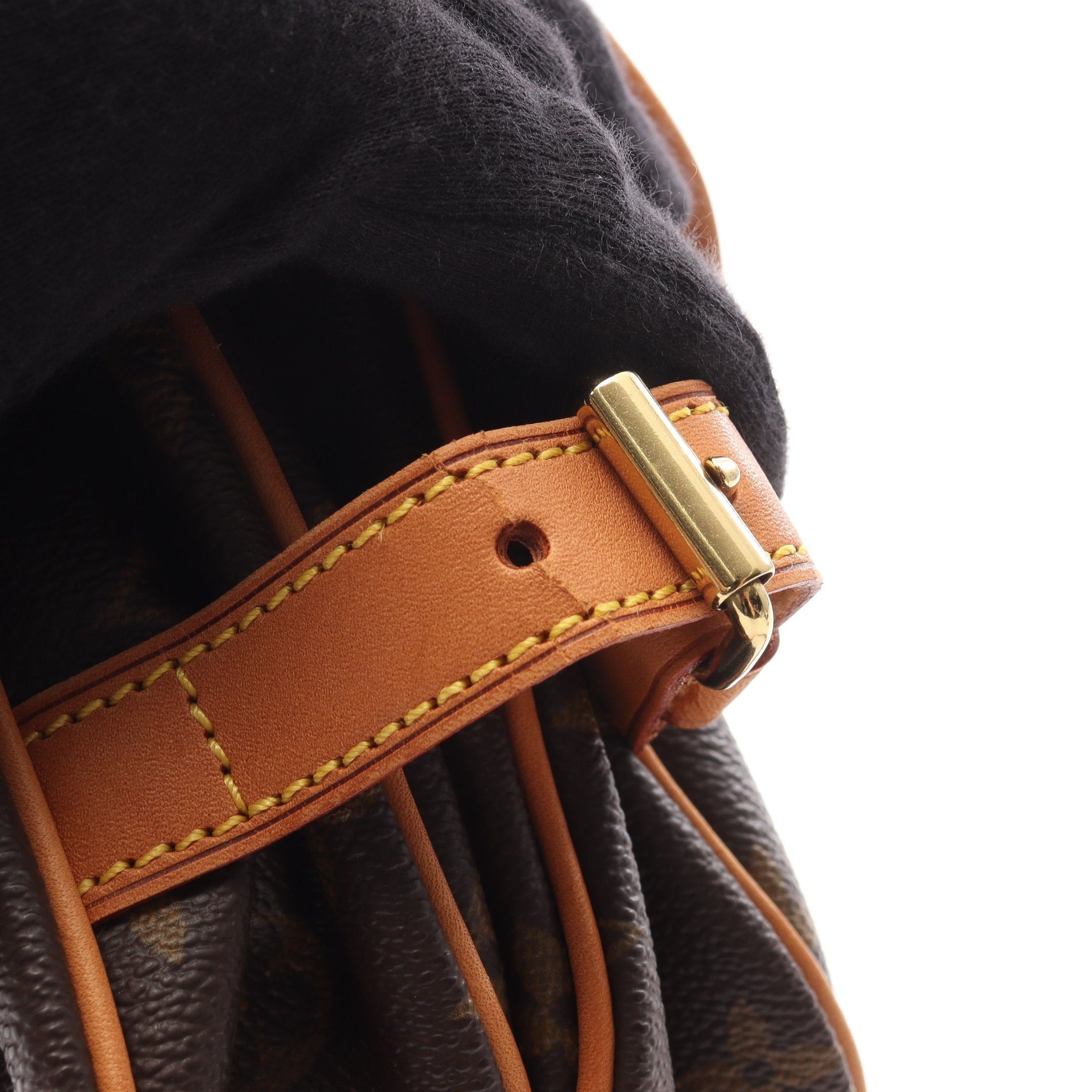 Louis Vuitton Louis Vuitton Saumur 30 Monogram Shoulder Bag Leather Brown Size ONE SIZE - 10 Thumbnail