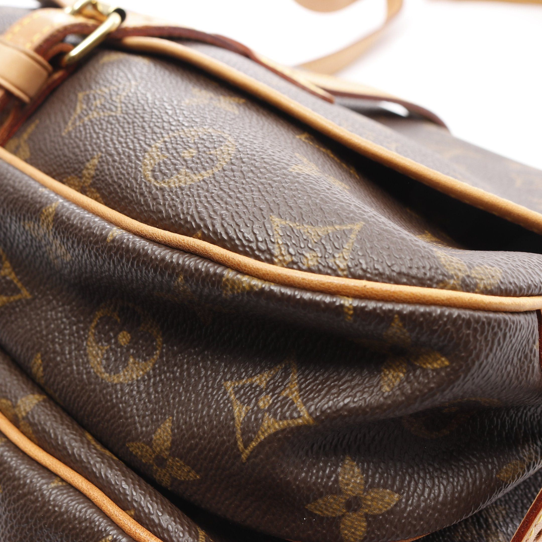 Louis Vuitton Louis Vuitton Saumur 30 Monogram Shoulder Bag Leather Brown Size ONE SIZE - 9 Thumbnail