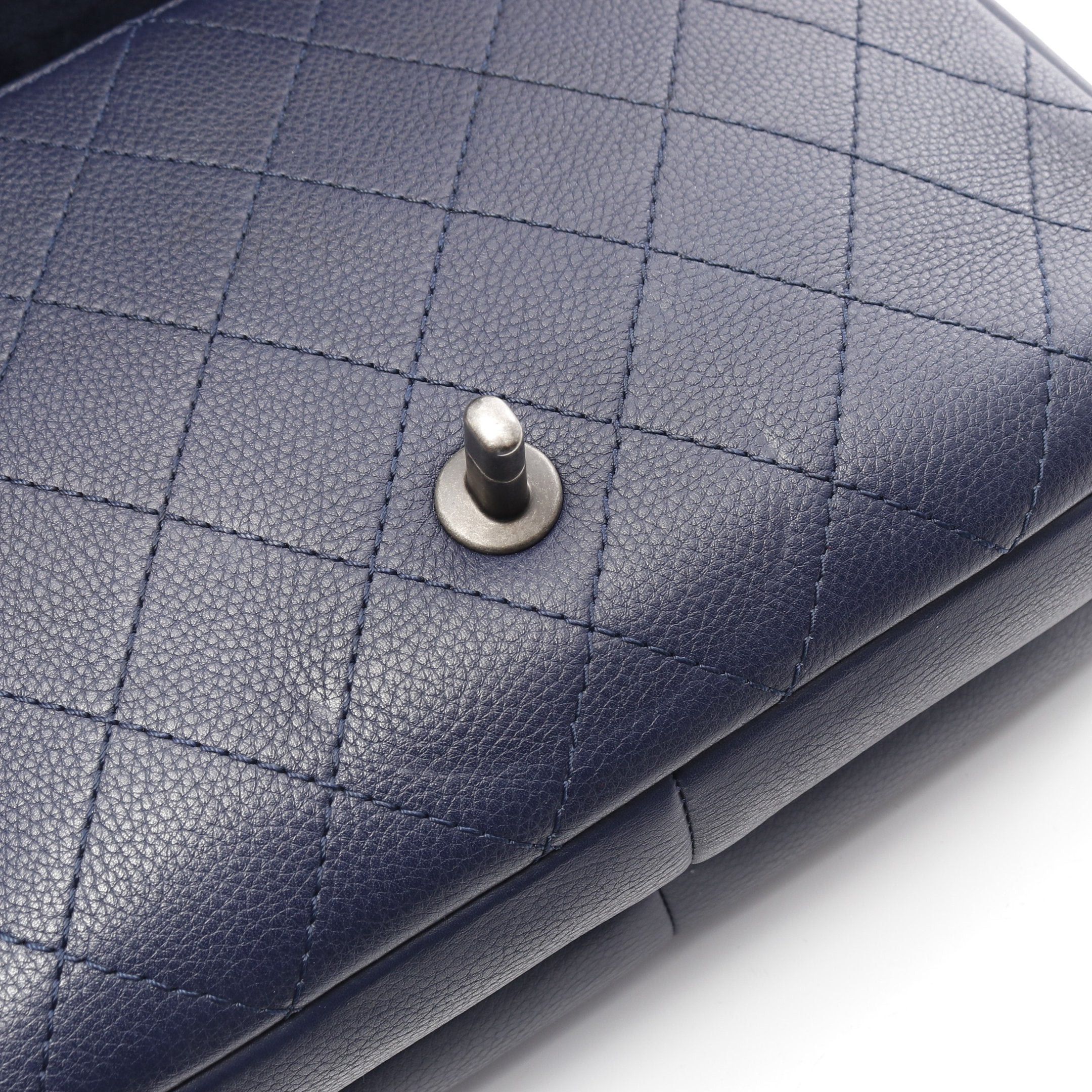 Chanel Chanel Matelasse Chain Shoulder Bag Leather Navy Antique Silver Hardware Size ONE SIZE - 6 Thumbnail