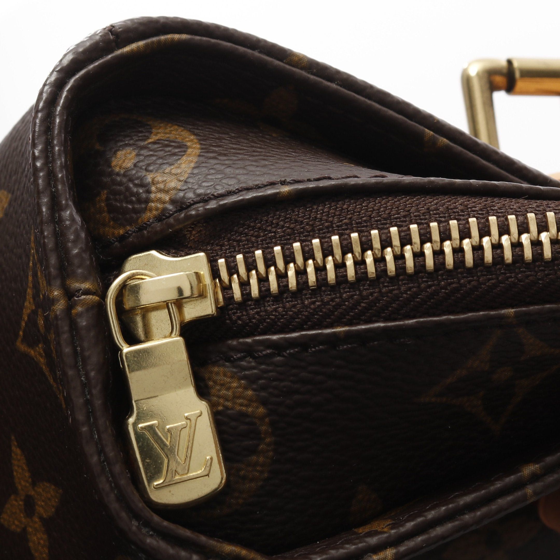 Louis Vuitton Louis Vuitton Multi-Priest Monogram Handbag Leather Brown Size ONE SIZE - 11 Thumbnail
