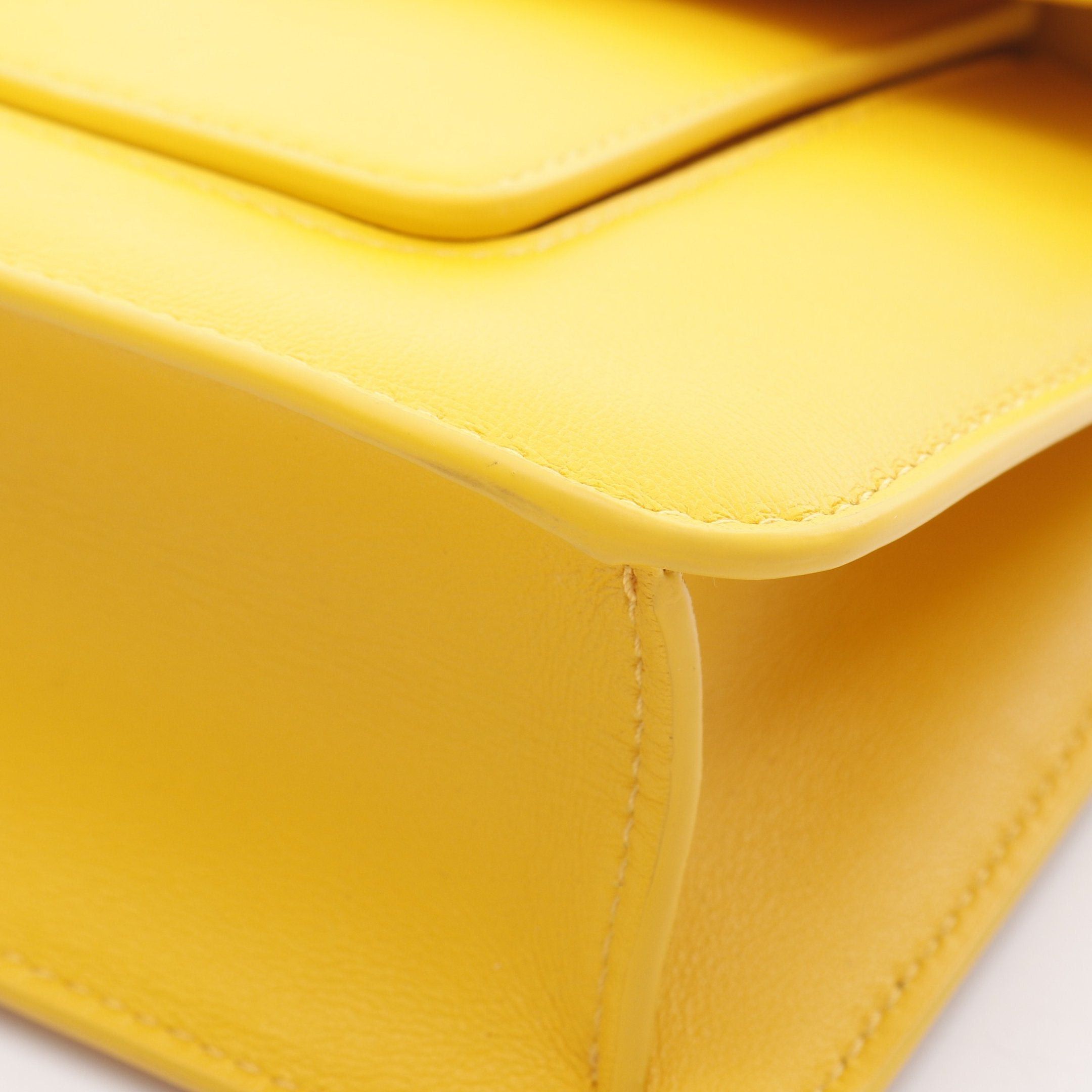 Bvlgari Bvlgari Serpenti Forever Chain Handbag Leather Yellow Size ONE SIZE - 5 Thumbnail