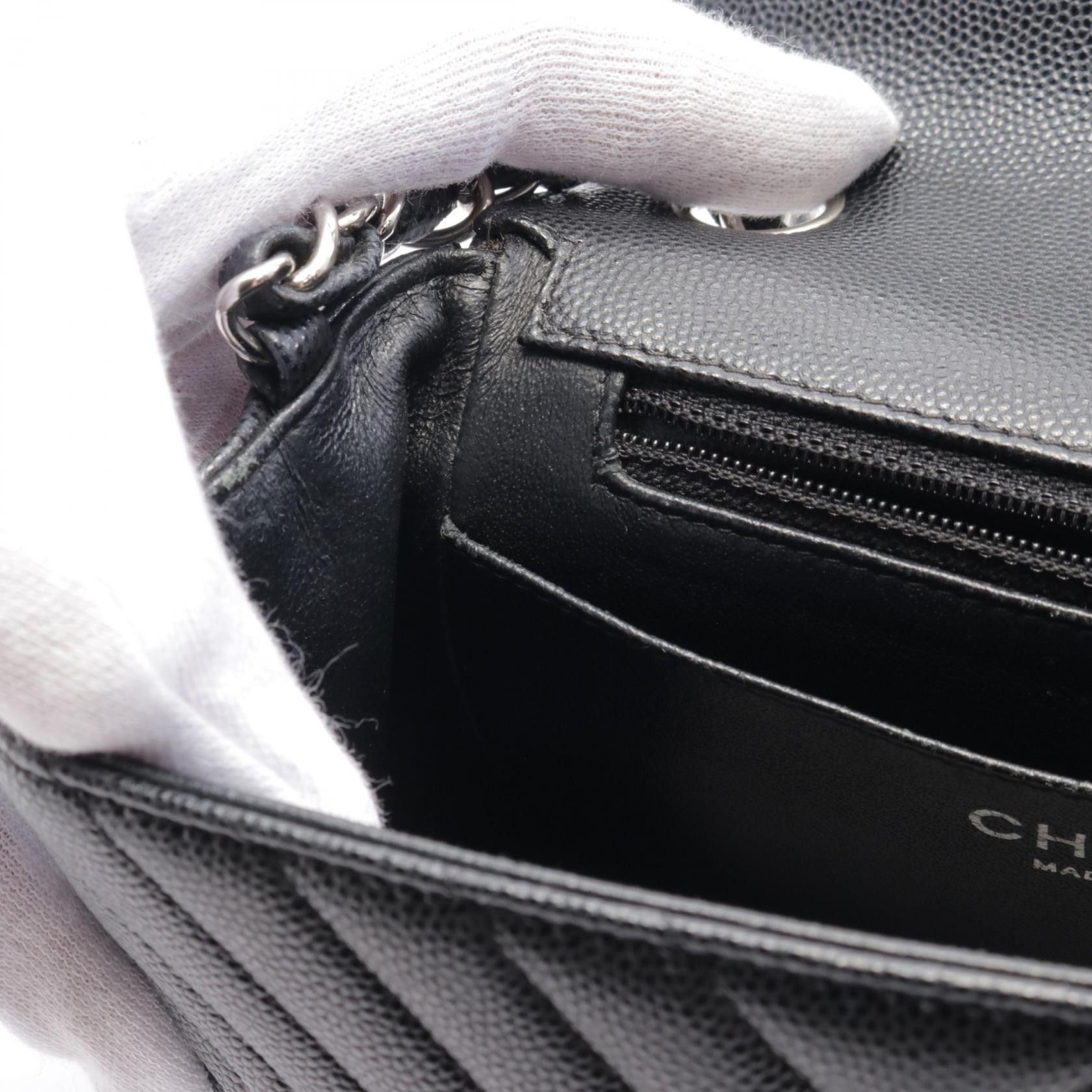 Chanel Chanel Mini Flap Bag Leather Shoulder Bag Leather Shoulder