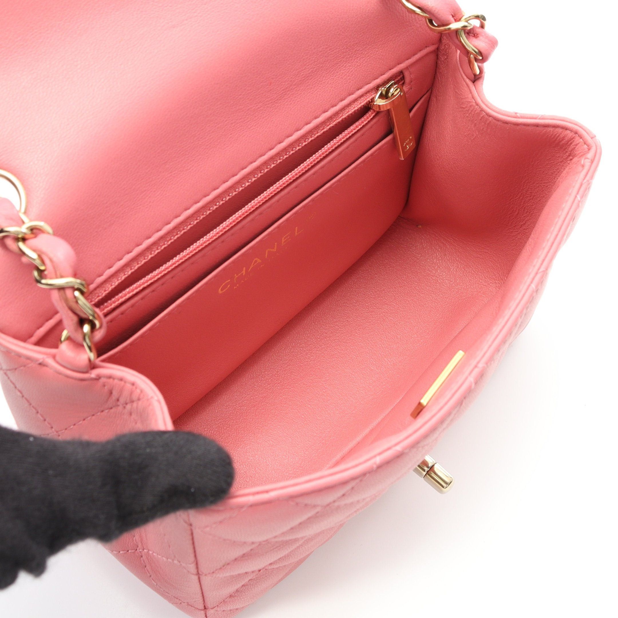 Chanel Chanel Mini Matelasse Chain Shoulder Bag Lambskin Pink Gold Hardware Size ONE SIZE - 3 Thumbnail