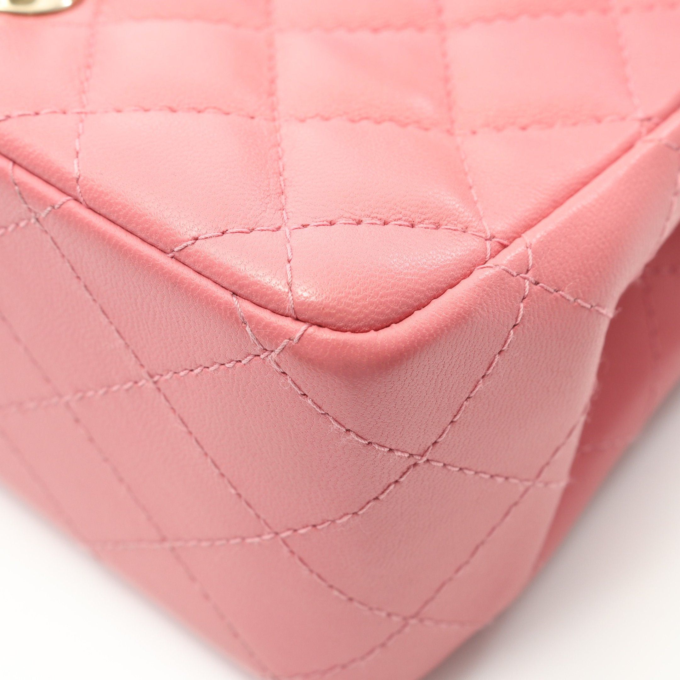 Chanel Chanel Mini Matelasse Chain Shoulder Bag Lambskin Pink Gold Hardware Size ONE SIZE - 6 Thumbnail