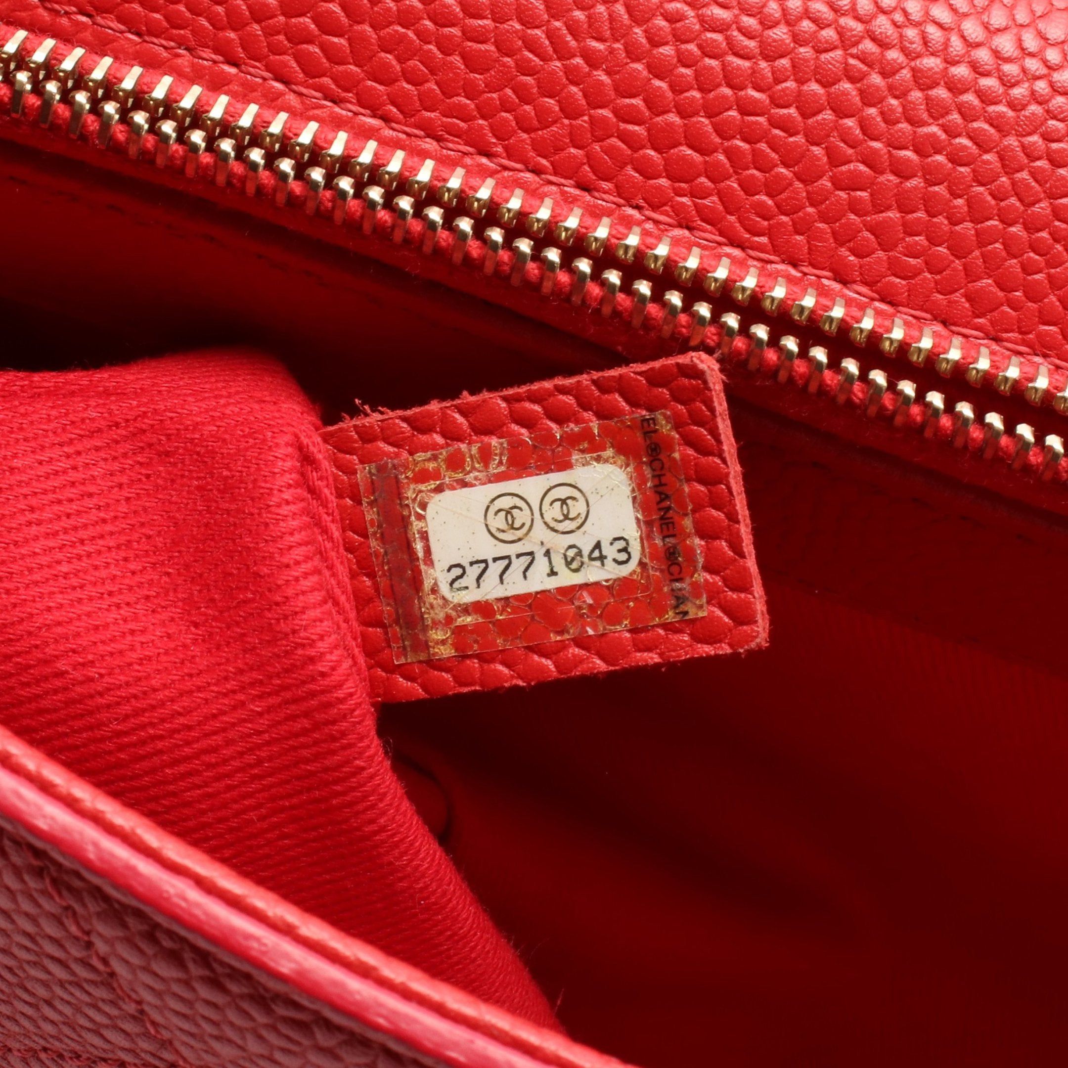 Chanel Chanel Matelasse Top Handle Chain Shoulder Bag Caviar Skin Red Gold Hardware Size ONE SIZE - 5 Thumbnail