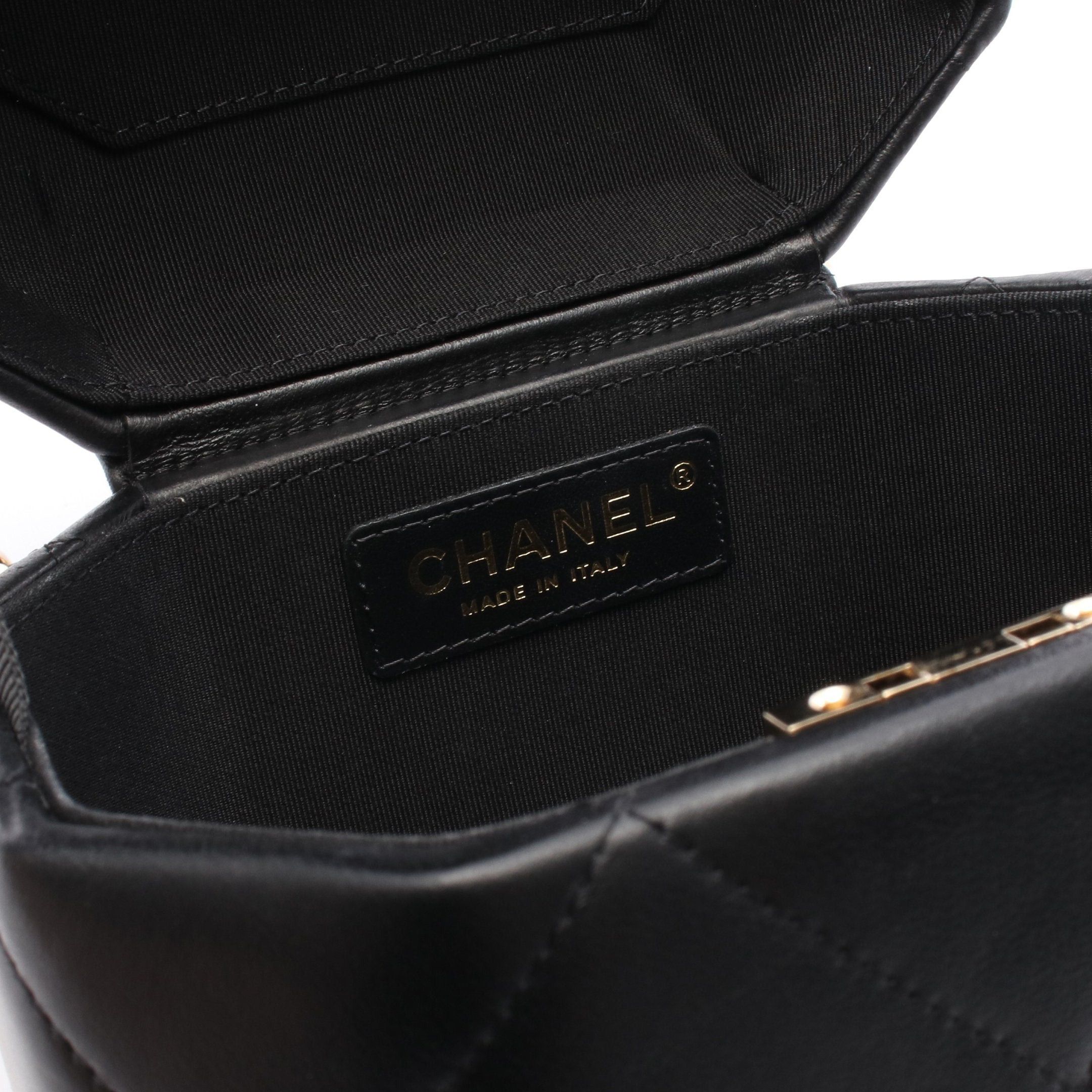 Chanel Chanel Matelasse Small Vanity Chain Shoulder Bag Leather Black Gold Hardware Size ONE SIZE - 4 Thumbnail