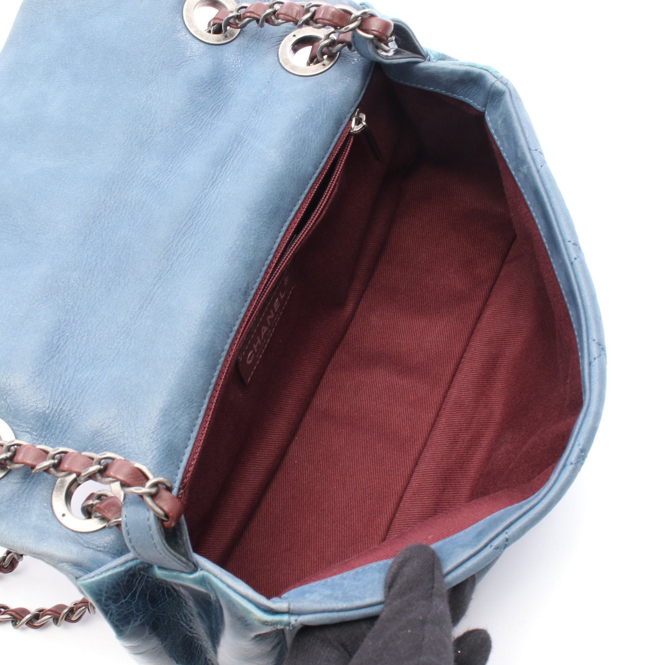 Chanel Chanel Matelasse Chain Shoulder Bag Leather Blue Brown Antique Silver Hardware Size ONE SIZE - 3 Thumbnail