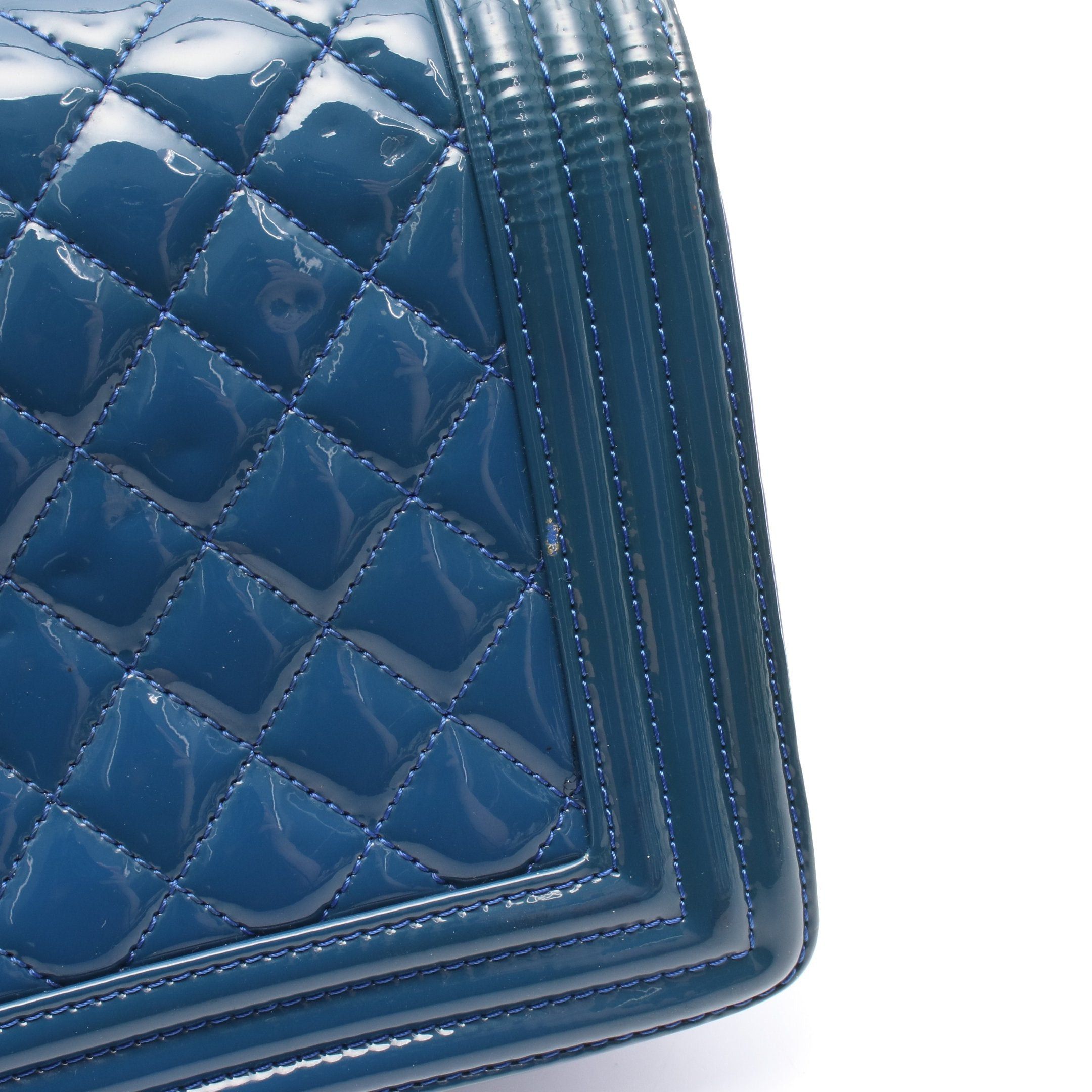 Chanel Chanel Boy Chanel Chain Shoulder Bag Patent Leather Navy Silver Hardware Size ONE SIZE - 8 Thumbnail