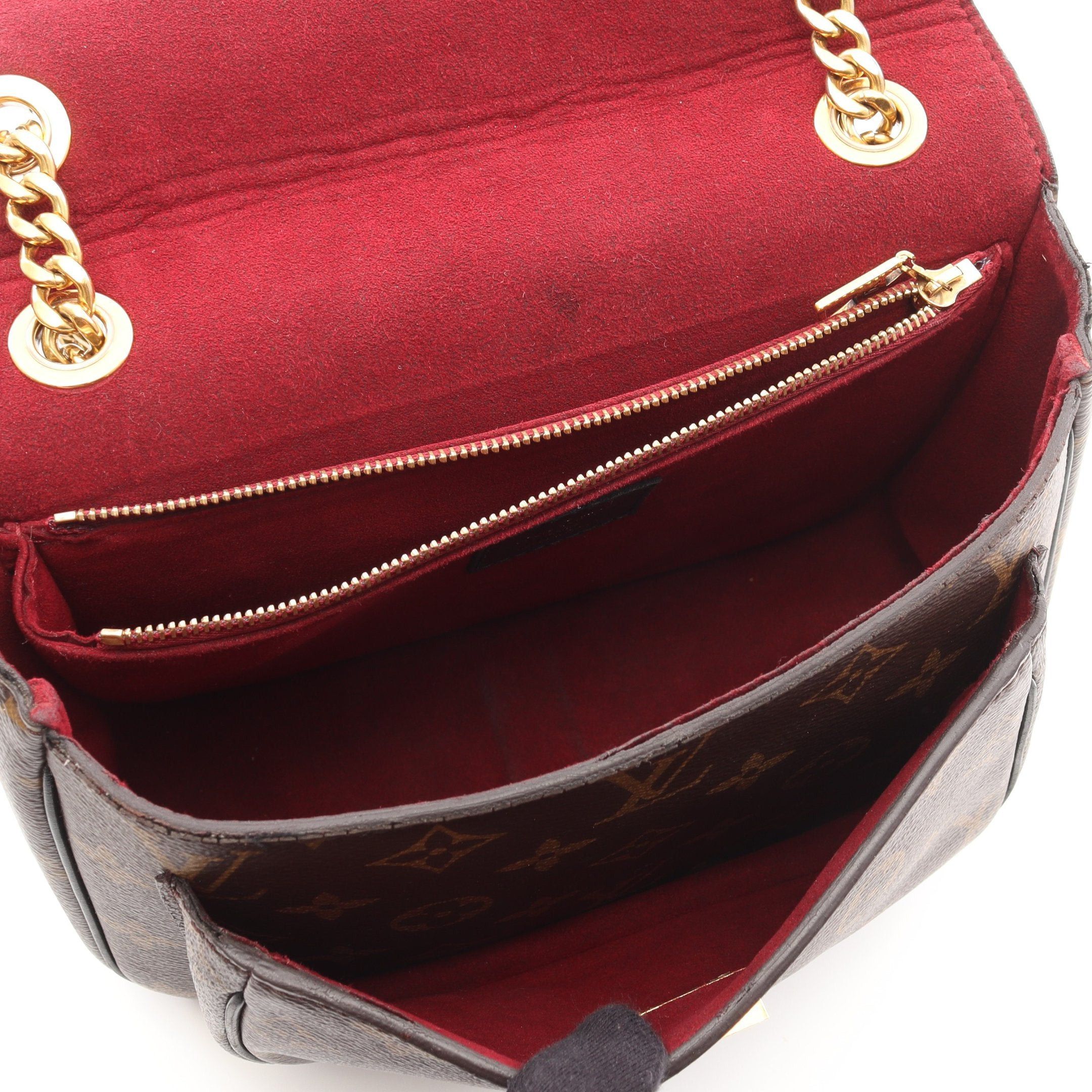 Louis Vuitton Louis Vuitton Passy Monogram Chain Shoulder Bag Leather Brown Black Size ONE SIZE - 3 Thumbnail