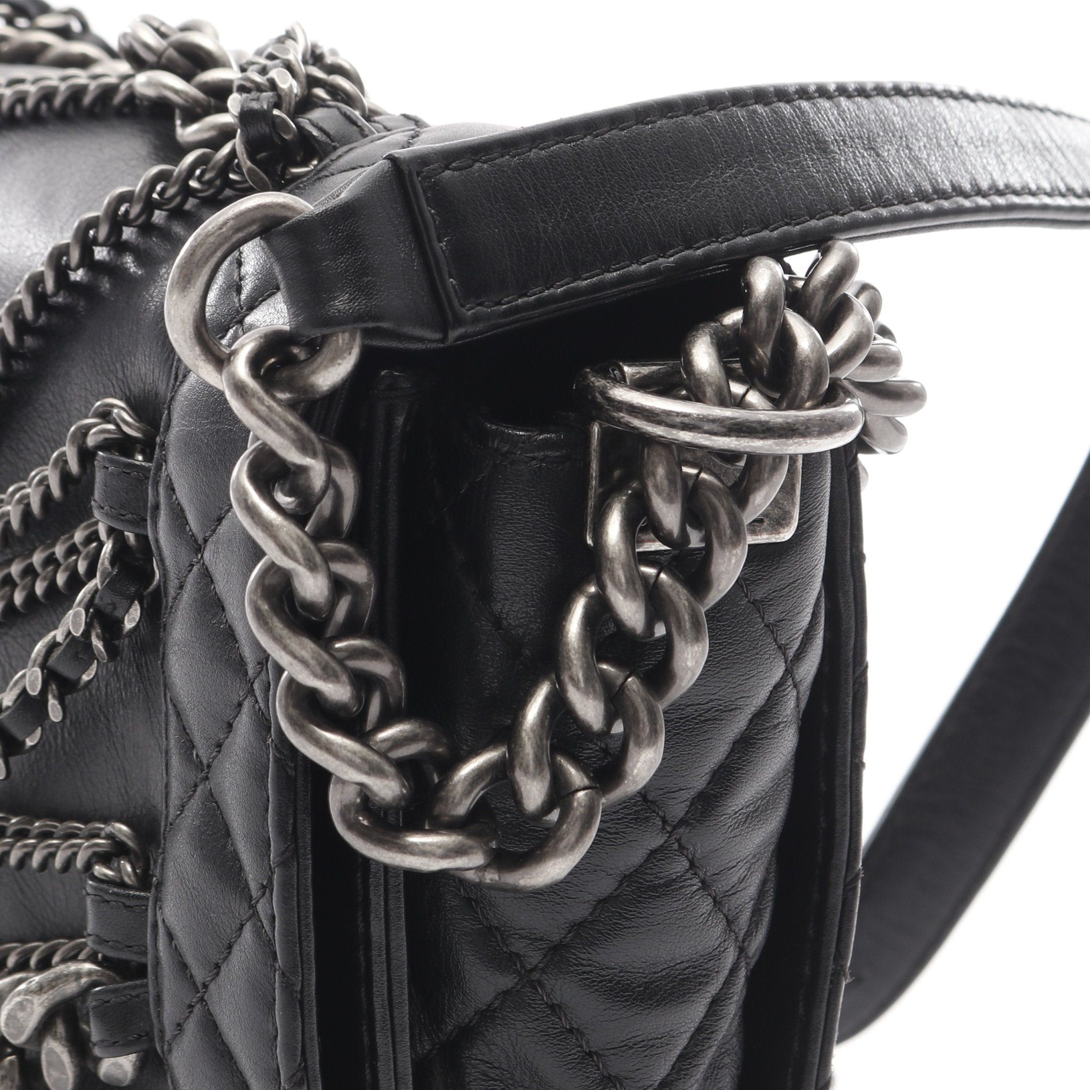 Chanel Chanel Boy Chanel Chain Shoulder Bag Leather Black Antique Silver Hardware Size ONE SIZE - 8 Thumbnail