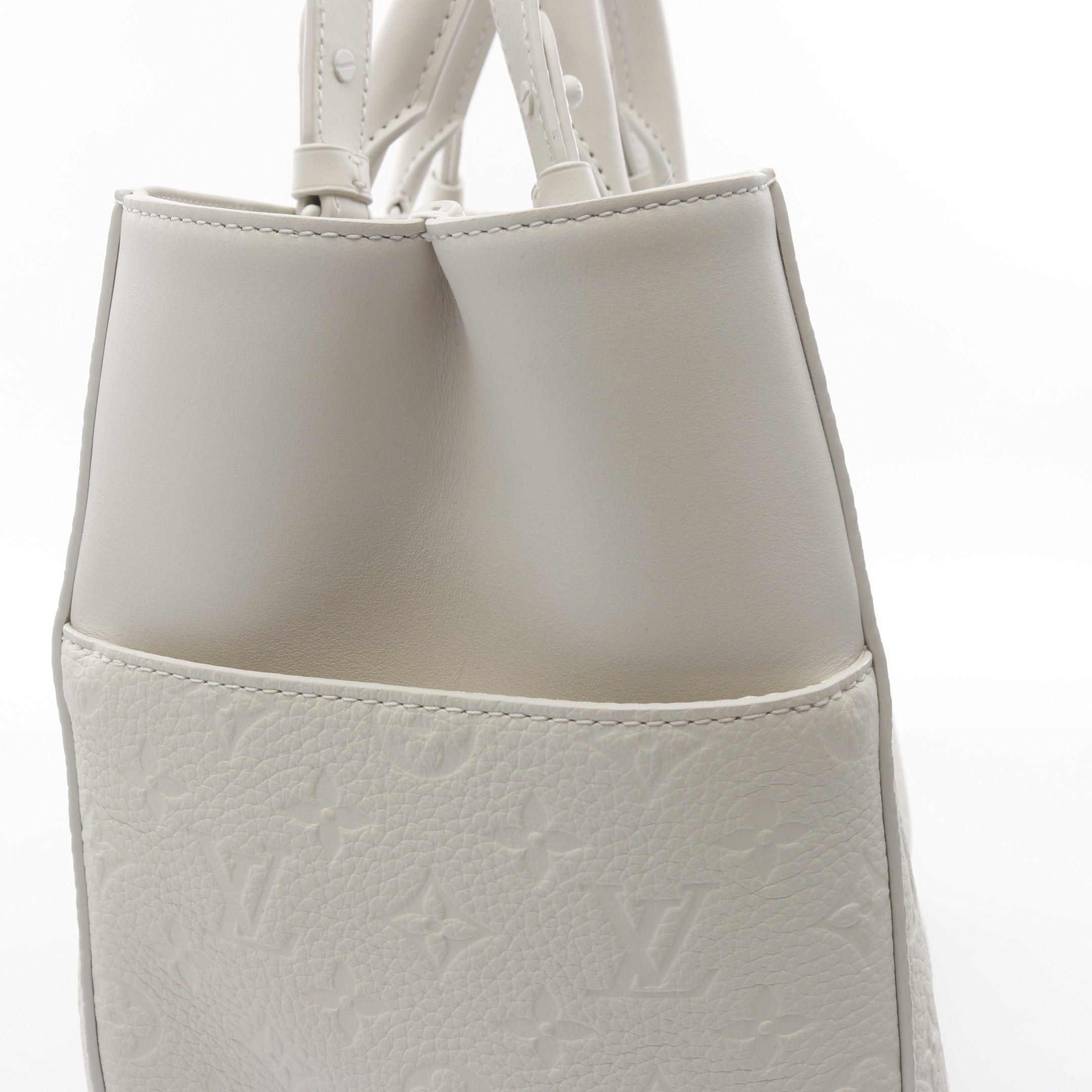 Louis Vuitton Louis Vuitton Sac Plat 24H Monogram Taurillon Shoulder Bag Tote Leather White Size ONE SIZE - 13 Thumbnail