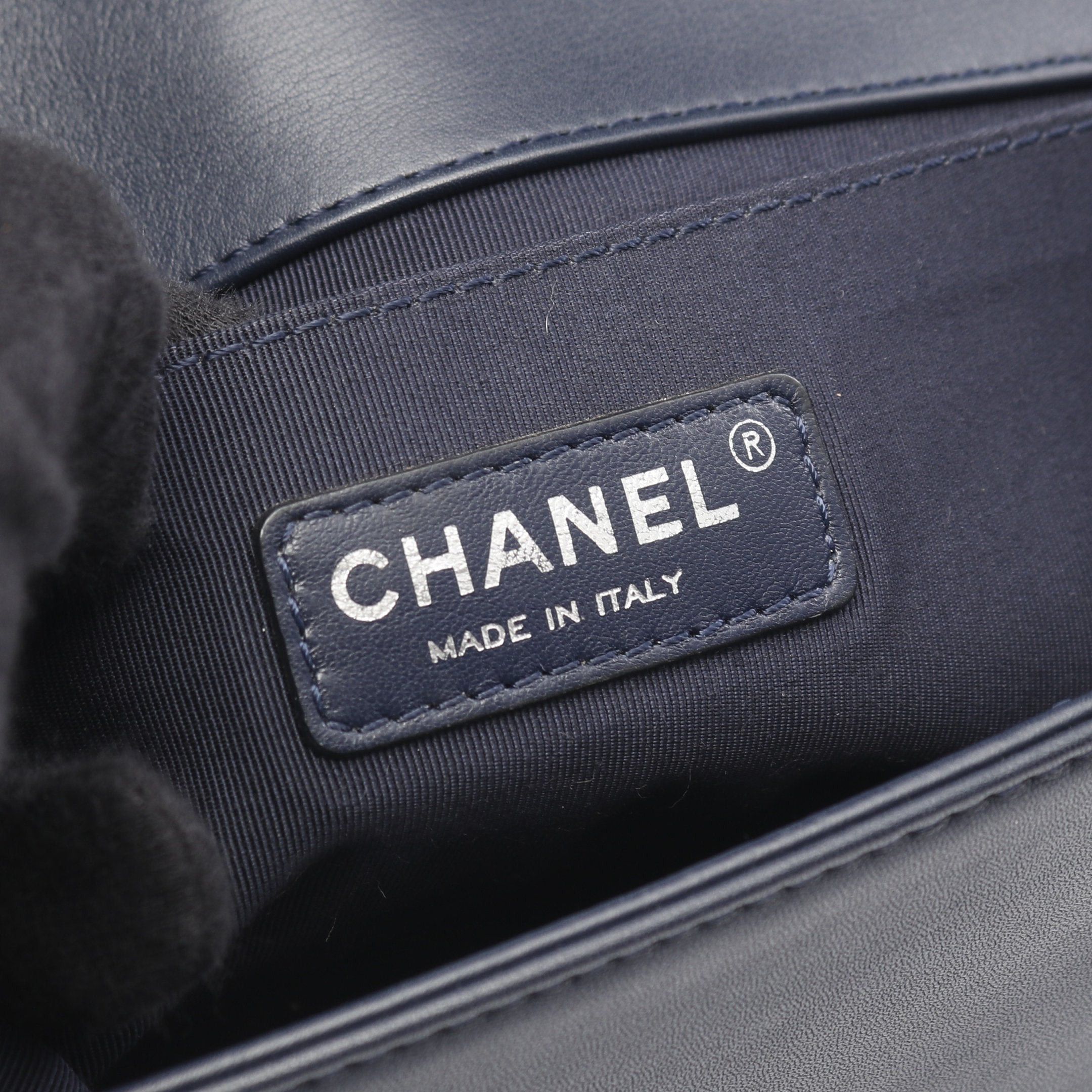 Chanel Chanel Boy Chanel Chain Shoulder Bag Lambskin Navy Antique Silver Hardware Size ONE SIZE - 4 Thumbnail