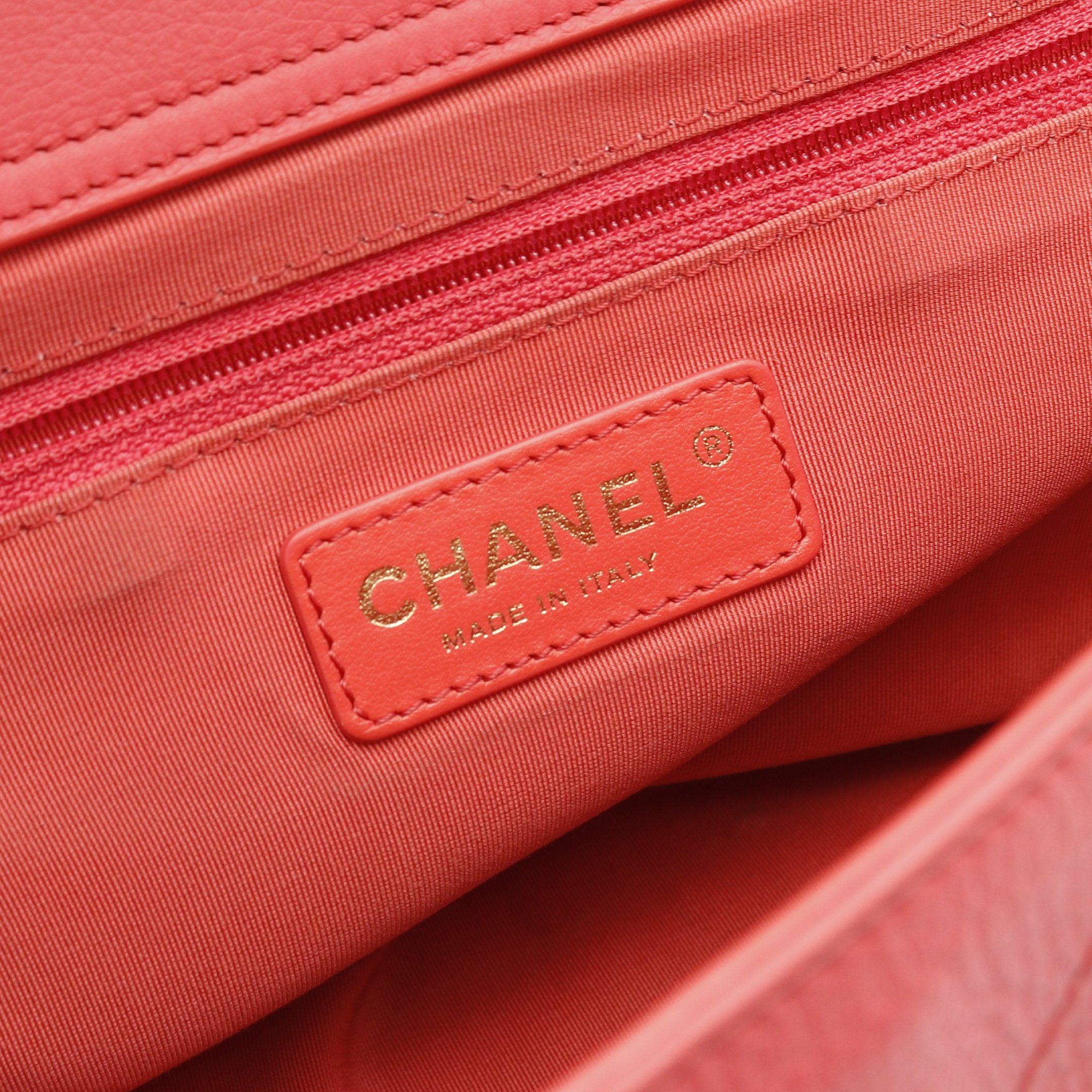 Chanel Chanel Small Shopping Bag Matelasse Chain Shoulder Leather Pink Gold Hardware Size ONE SIZE - 4 Thumbnail