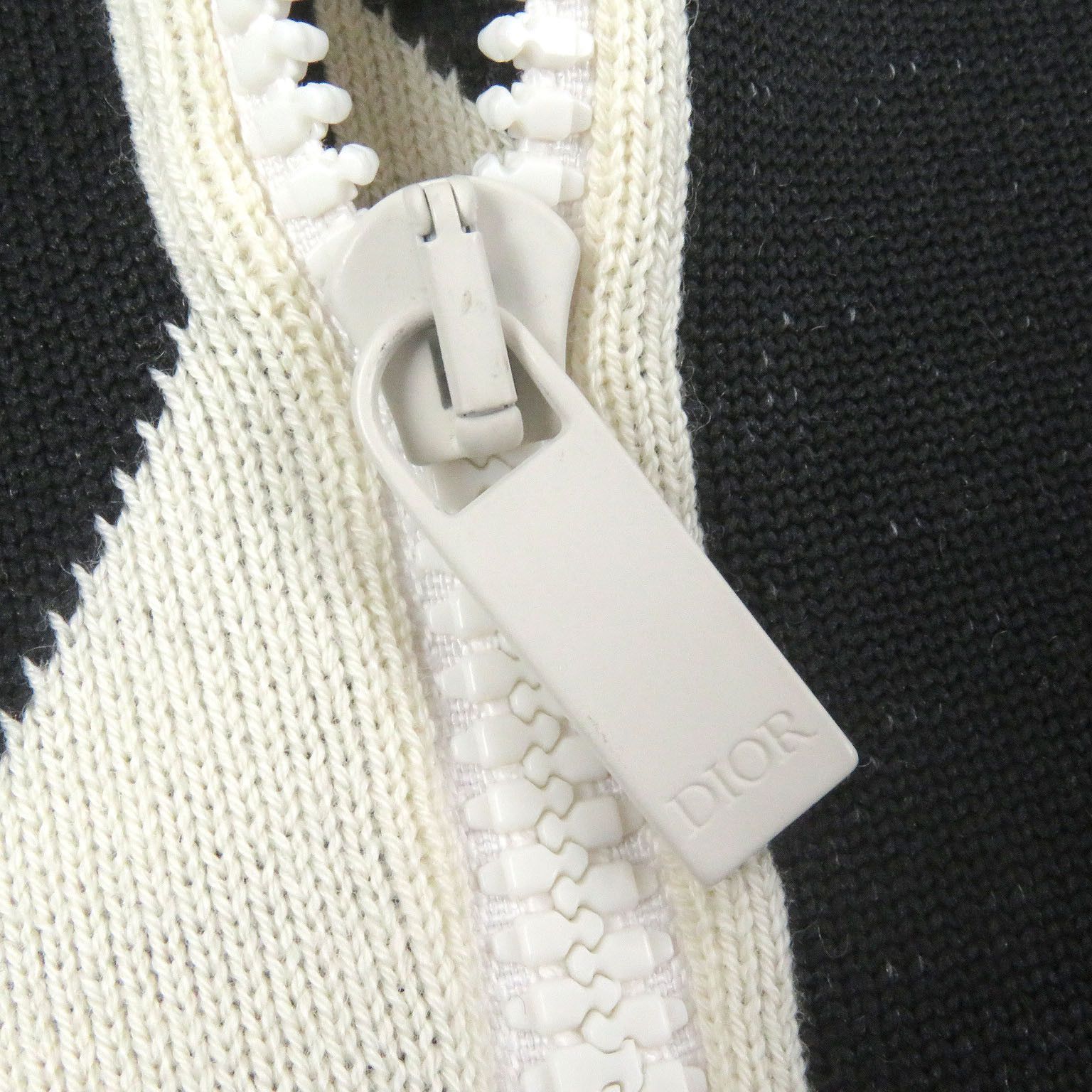 Dior Dior Dior High Color CD Diamond Wool Knit Others Tops 313M649AT476 DUTY FREE for USA Size ONE SIZE - 6 Thumbnail