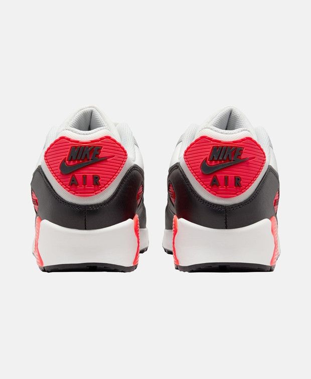 Nike Air Max 90 GORE-TEX Sneakers Size US 9 / IT 39 - 2 Thumbnail