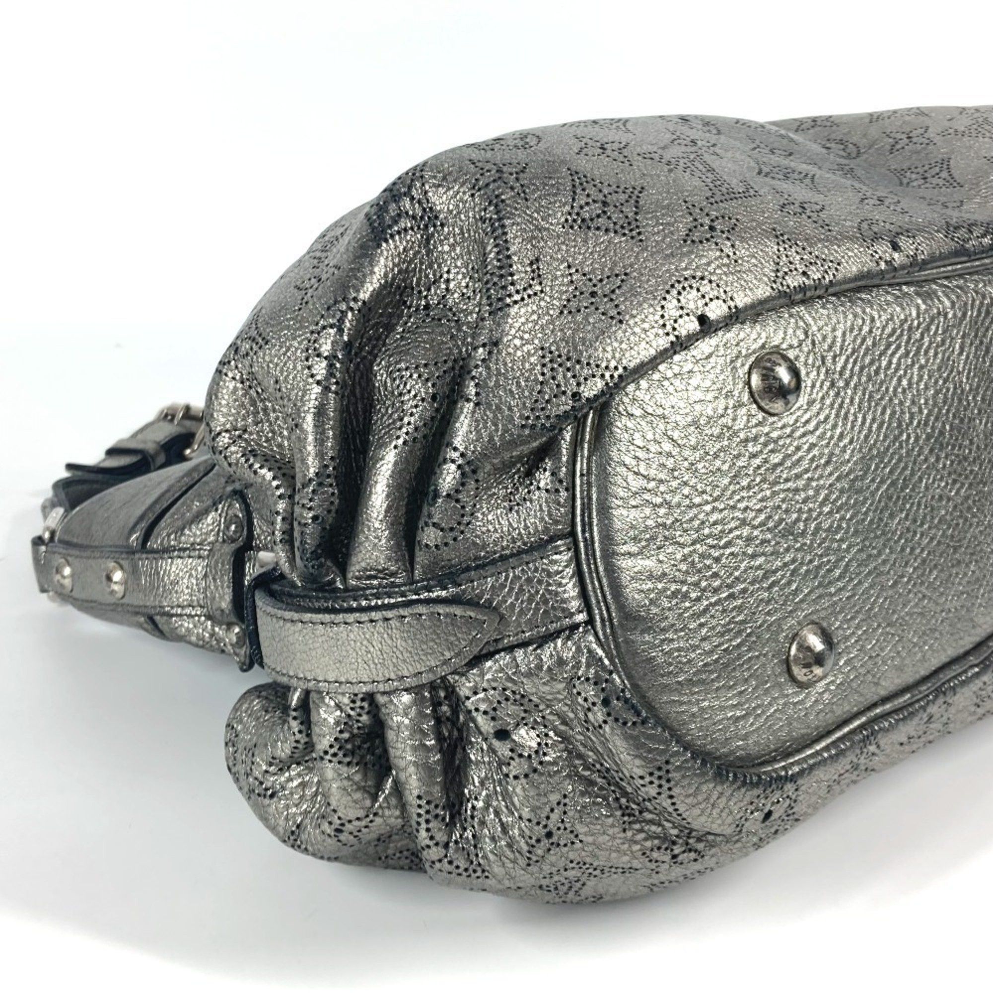 Louis Vuitton Louis Vuitton Mahina shoulder Size ONE SIZE - 8 Thumbnail