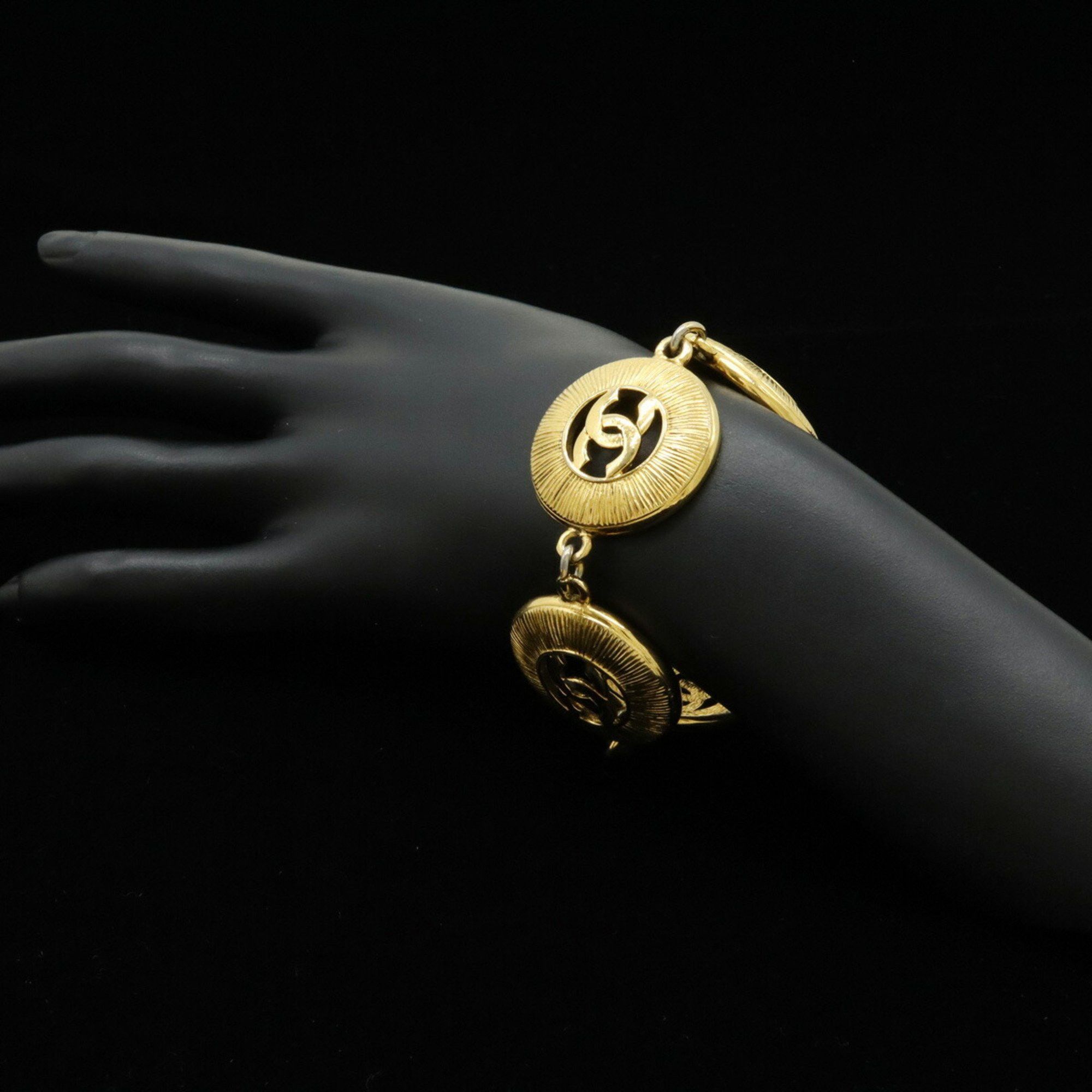 Chanel Chanel Coco Mark bracelet Size ONE SIZE - 6 Thumbnail