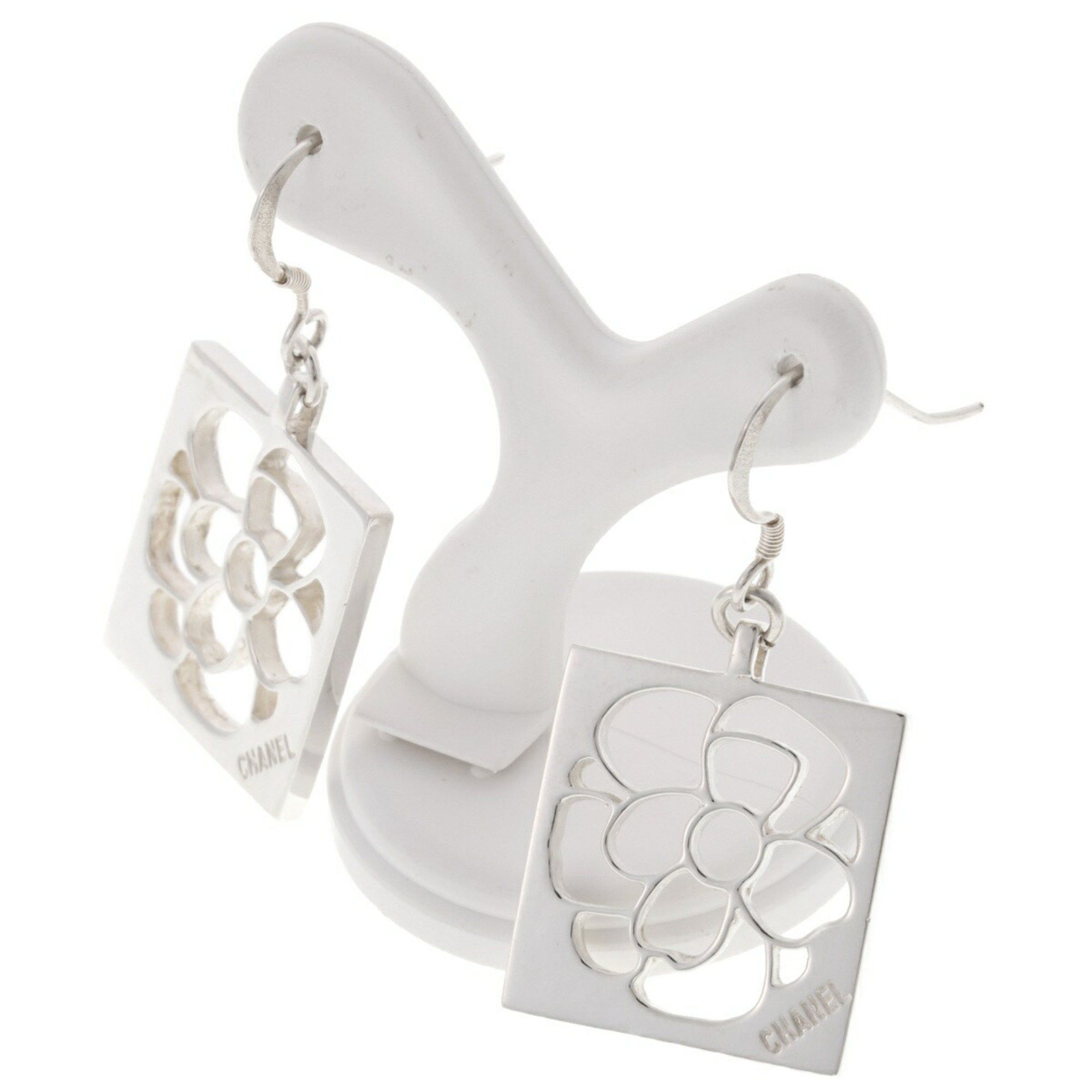 Chanel Chanel Camellia earring Size ONE SIZE - 3 Thumbnail