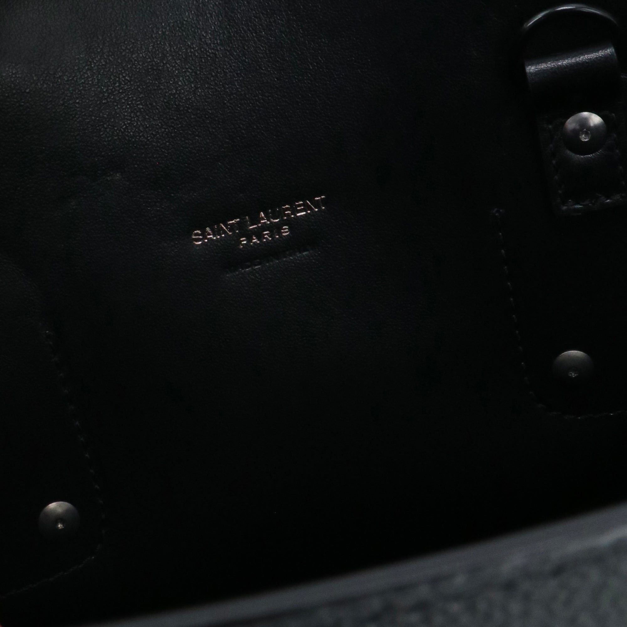 Saint Laurent Paris SAINT LAURENT - Large Saint Laurent Day Bag in black grained leather Size ONE SIZE - 10 Thumbnail