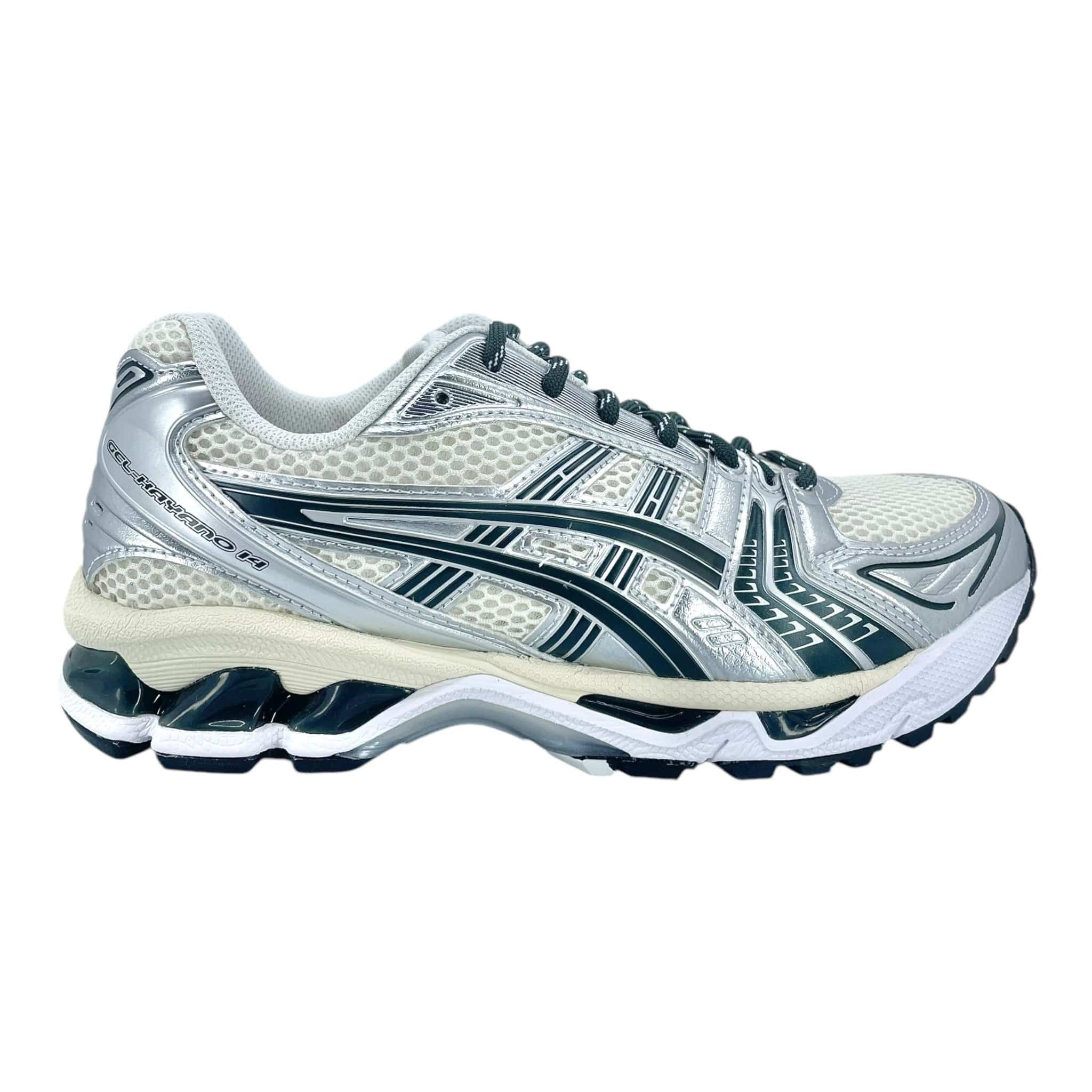 Asics x Temptation Vacation