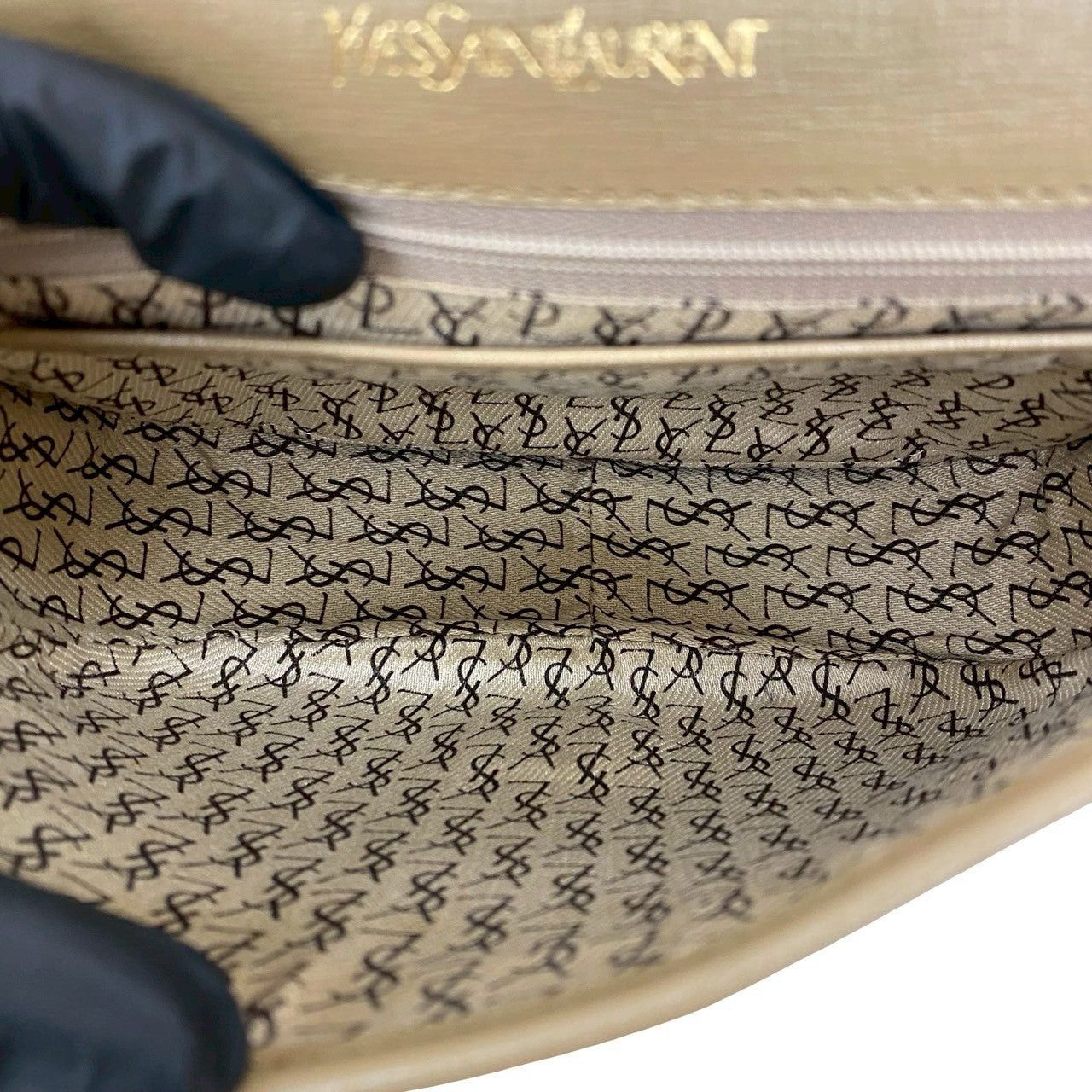 Yves Saint Laurent Yves Saint Laurent Shoulder Bag Brown Leather Size ONE SIZE - 9 Thumbnail