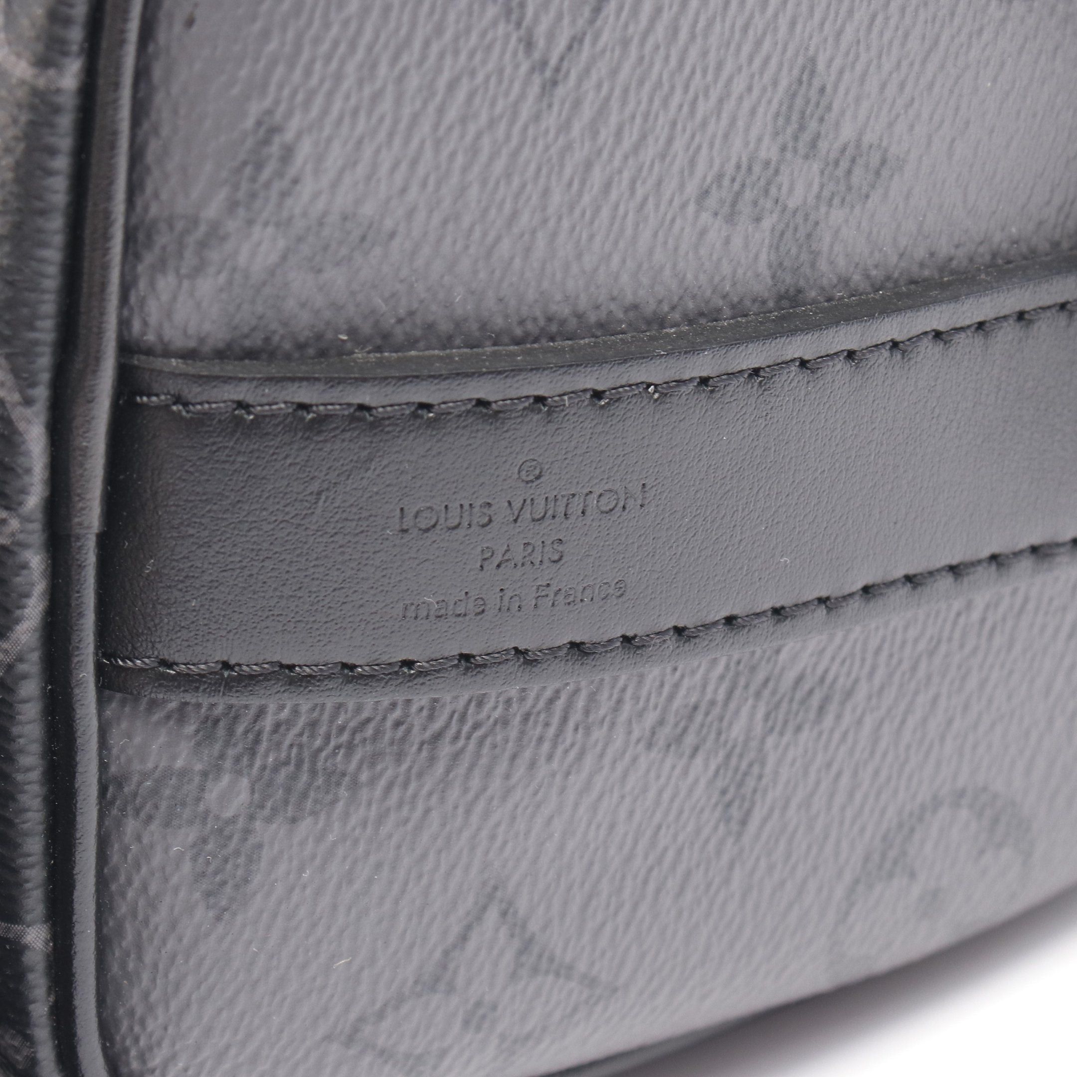 Louis Vuitton Louis Vuitton Keepall 25 Monogram Eclipse Handbag Leather Black Gray Size ONE SIZE - 4 Thumbnail