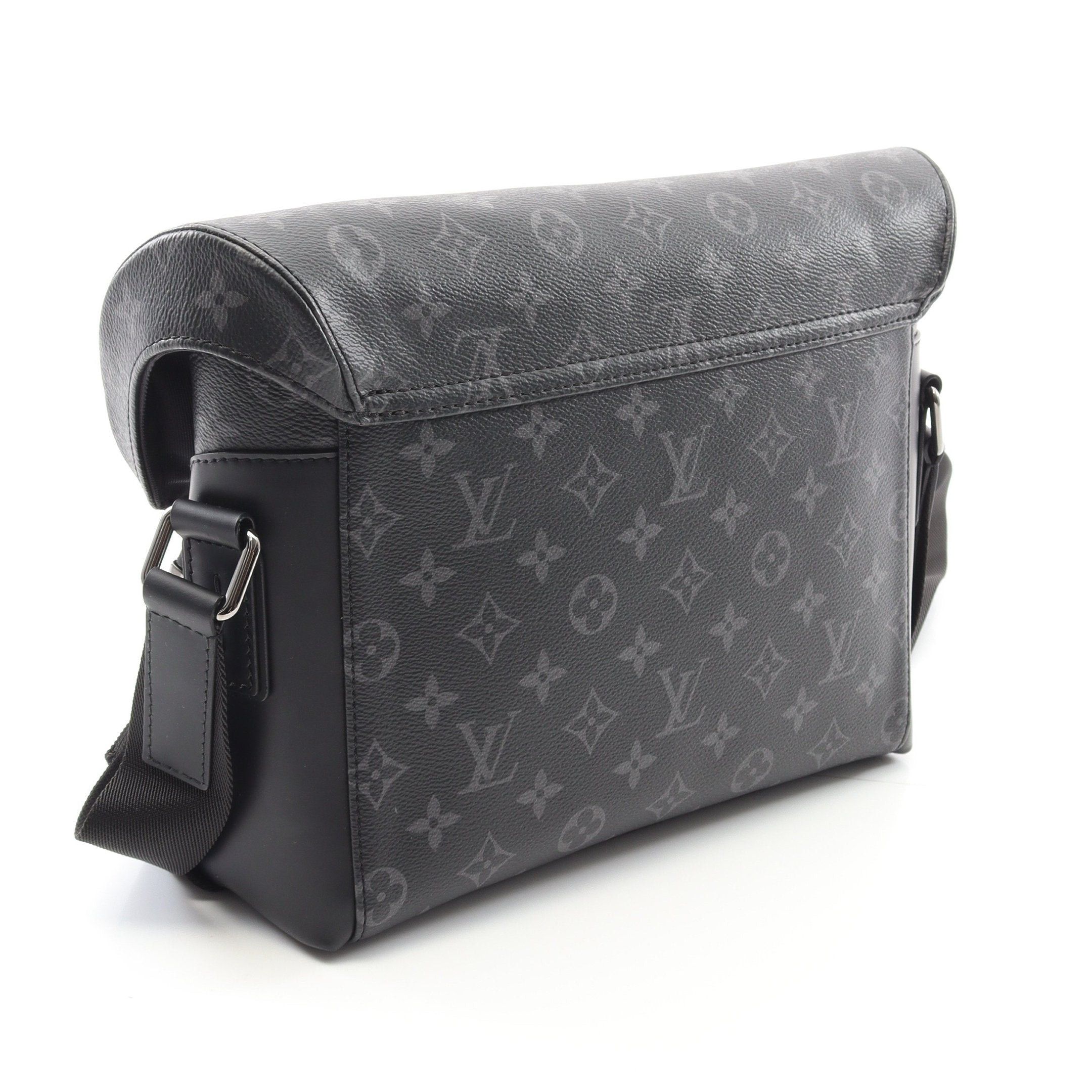 Louis Vuitton Louis Vuitton Messenger Voyage Pm Monogram Eclipse Shoulder Bag Leather Black Size ONE SIZE - 2 Thumbnail