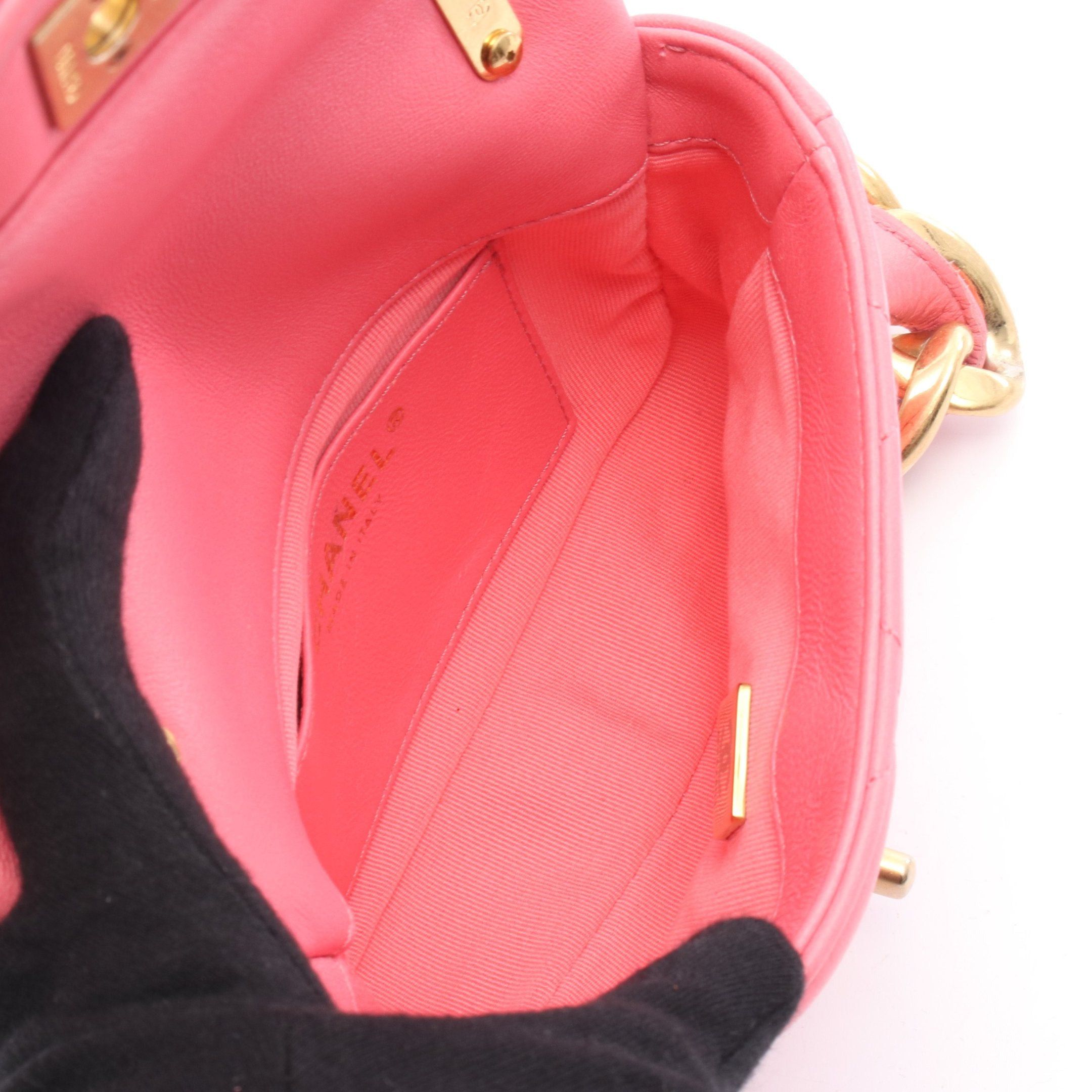 Chanel Chanel Matelasse Chain Shoulder Bag Leather Pink Gold Hardware Size ONE SIZE - 3 Thumbnail