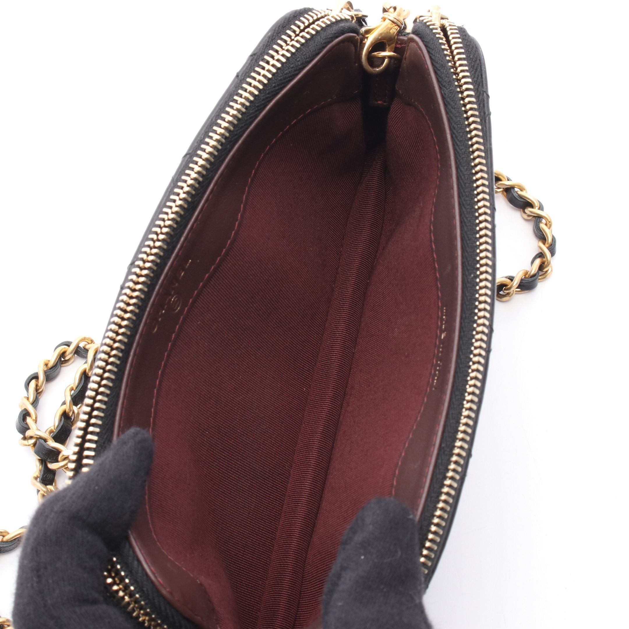 Chanel Chanel 2.55 Matelasse Chain Shoulder Bag Leather Black Gold Hardware Size ONE SIZE - 3 Thumbnail