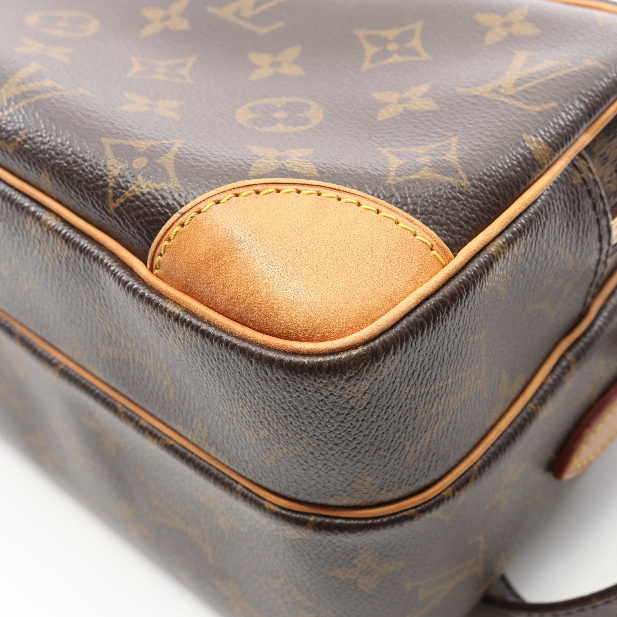 Louis Vuitton Louis Vuitton Nil Monogram Shoulder Bag Leather Brown Size ONE SIZE - 7 Thumbnail