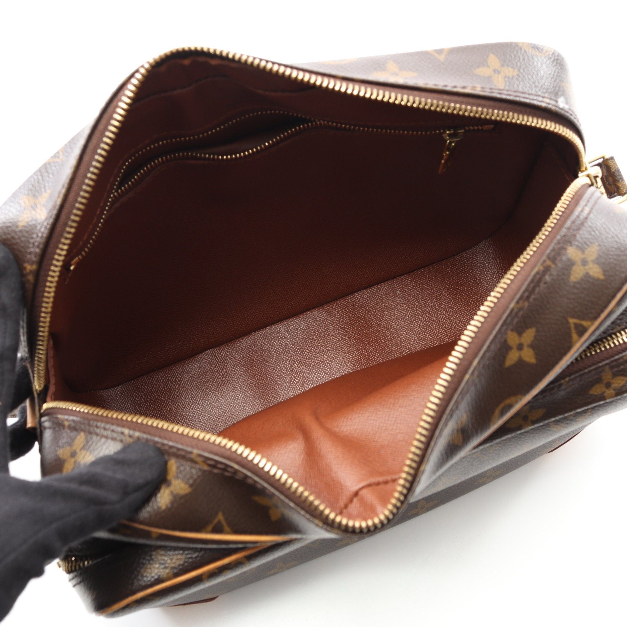 Louis Vuitton Louis Vuitton Nil Monogram Shoulder Bag Leather Brown Size ONE SIZE - 3 Thumbnail