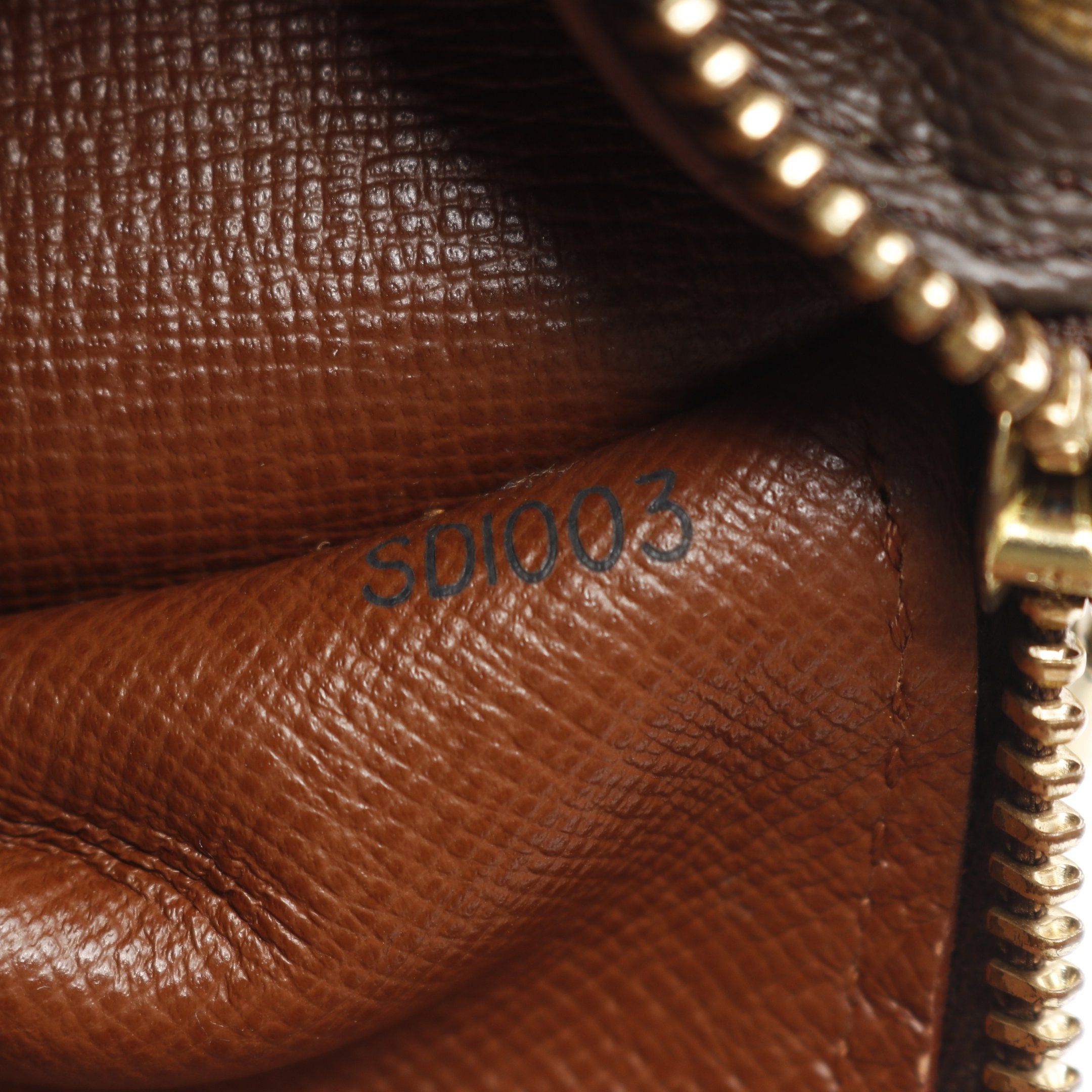 Louis Vuitton Louis Vuitton Papillon 30 Monogram Handbag Leather Brown Size ONE SIZE - 5 Thumbnail