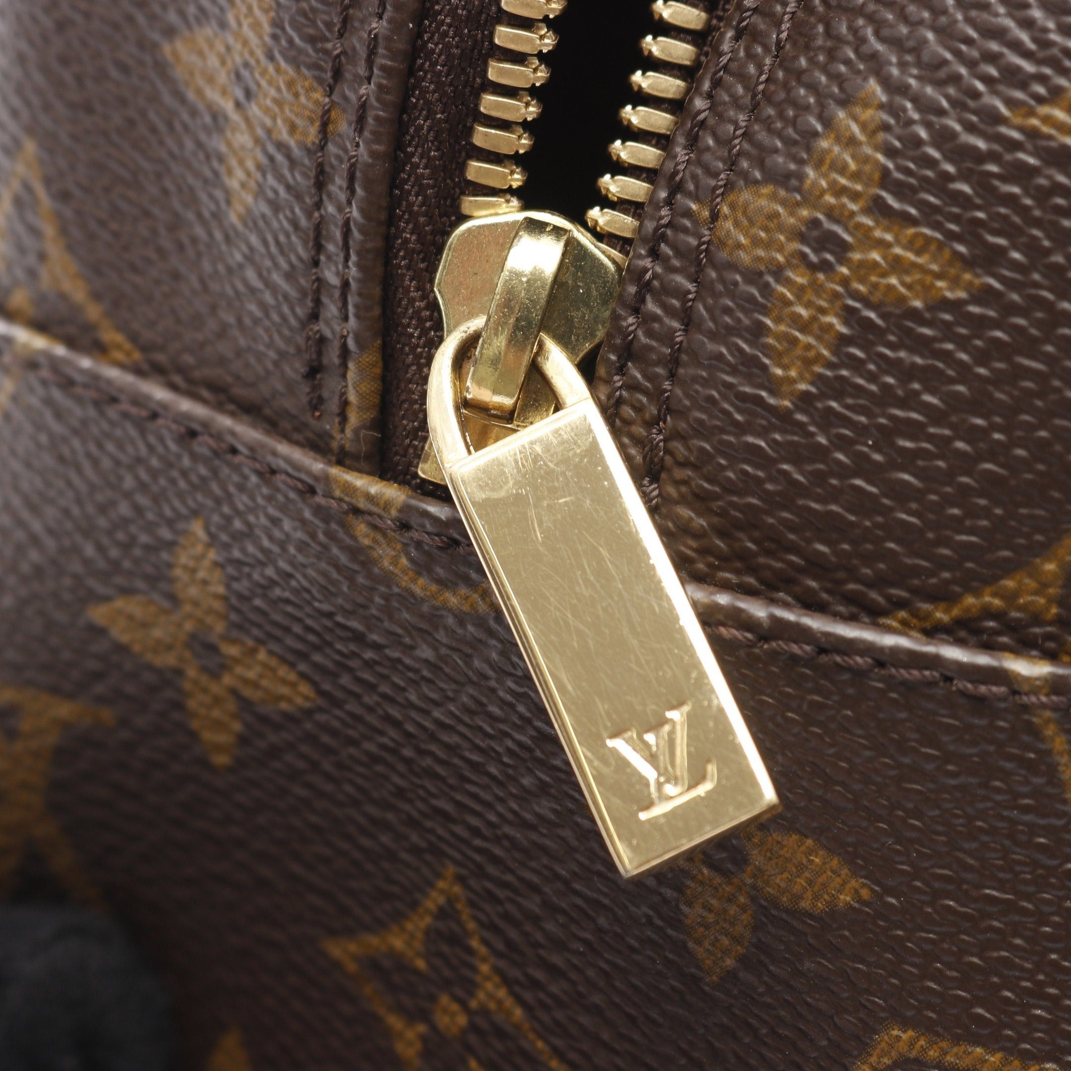 Louis Vuitton Louis Vuitton Cite Mm Monogram Shoulder Bag Leather Brown Size ONE SIZE - 6 Thumbnail